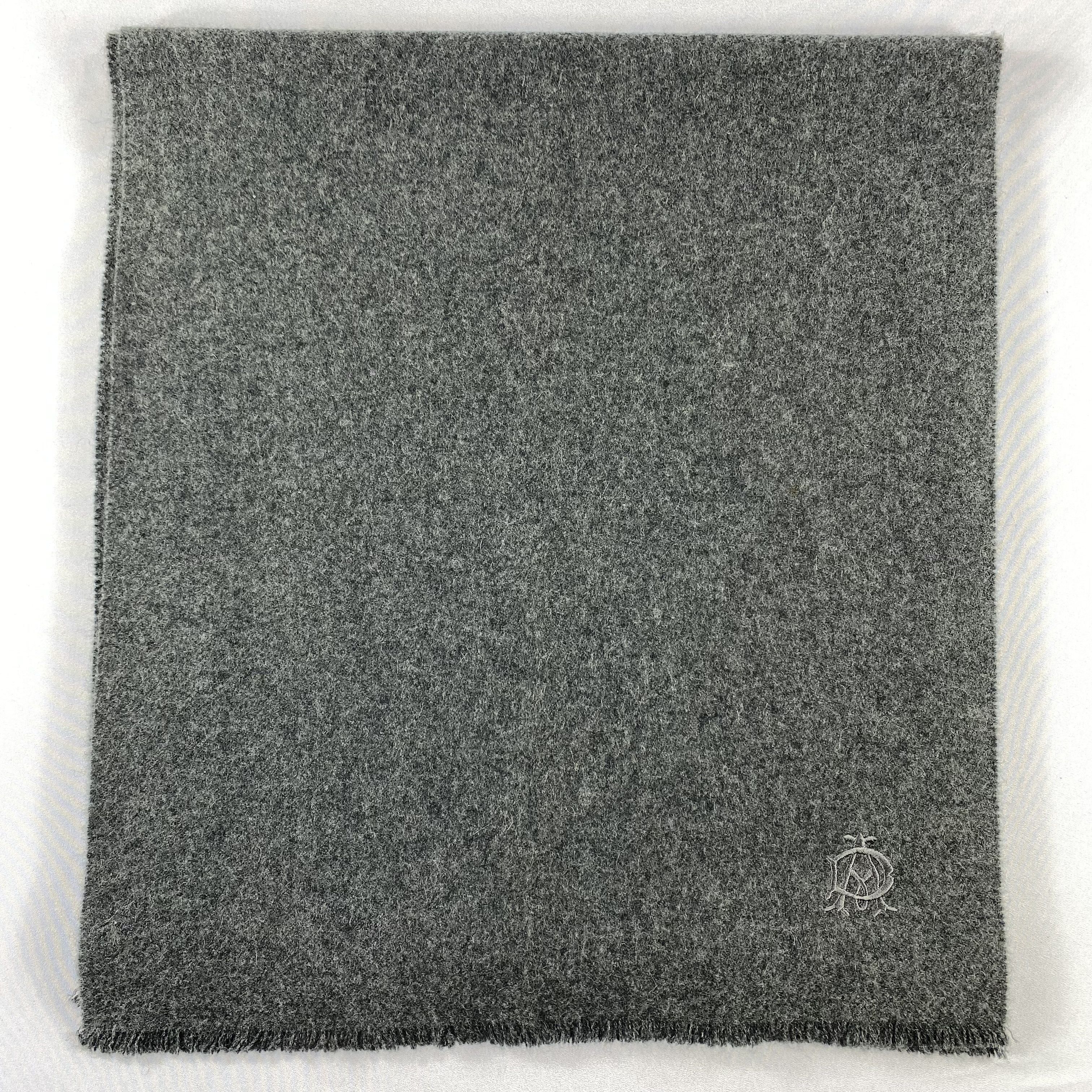 Alfred Dunhill Vintage Dunhill Plain Scarf Neck Wrap Cashmere Muffler Size ONE SIZE - 3 Thumbnail