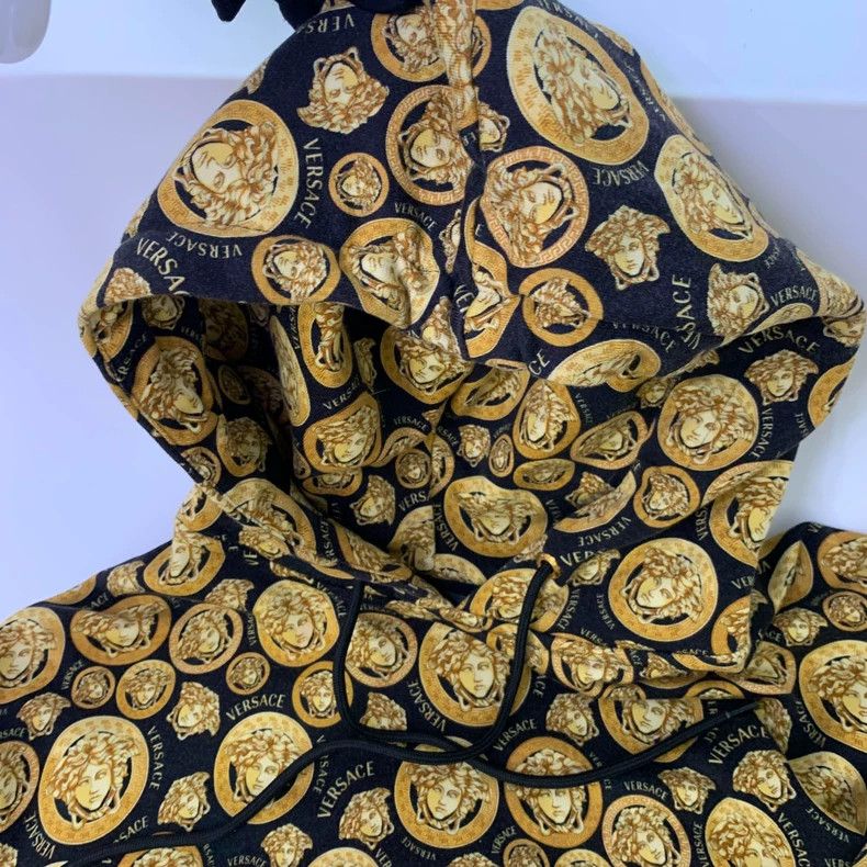 Versace Versace Medusa gold coin sweatshirt Size US S / EU 44-46 / 1 - 3 Thumbnail