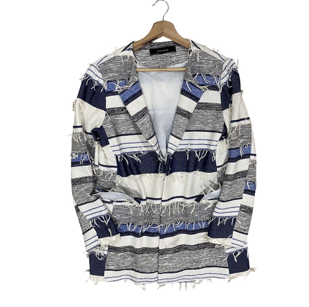 Designer × Zara 🌟ZARA BASIC WOOL KNIT FRINGES BUTTONLESS JACKET Size M / US 6-8 / IT 42-44 - 1 Thumbnail