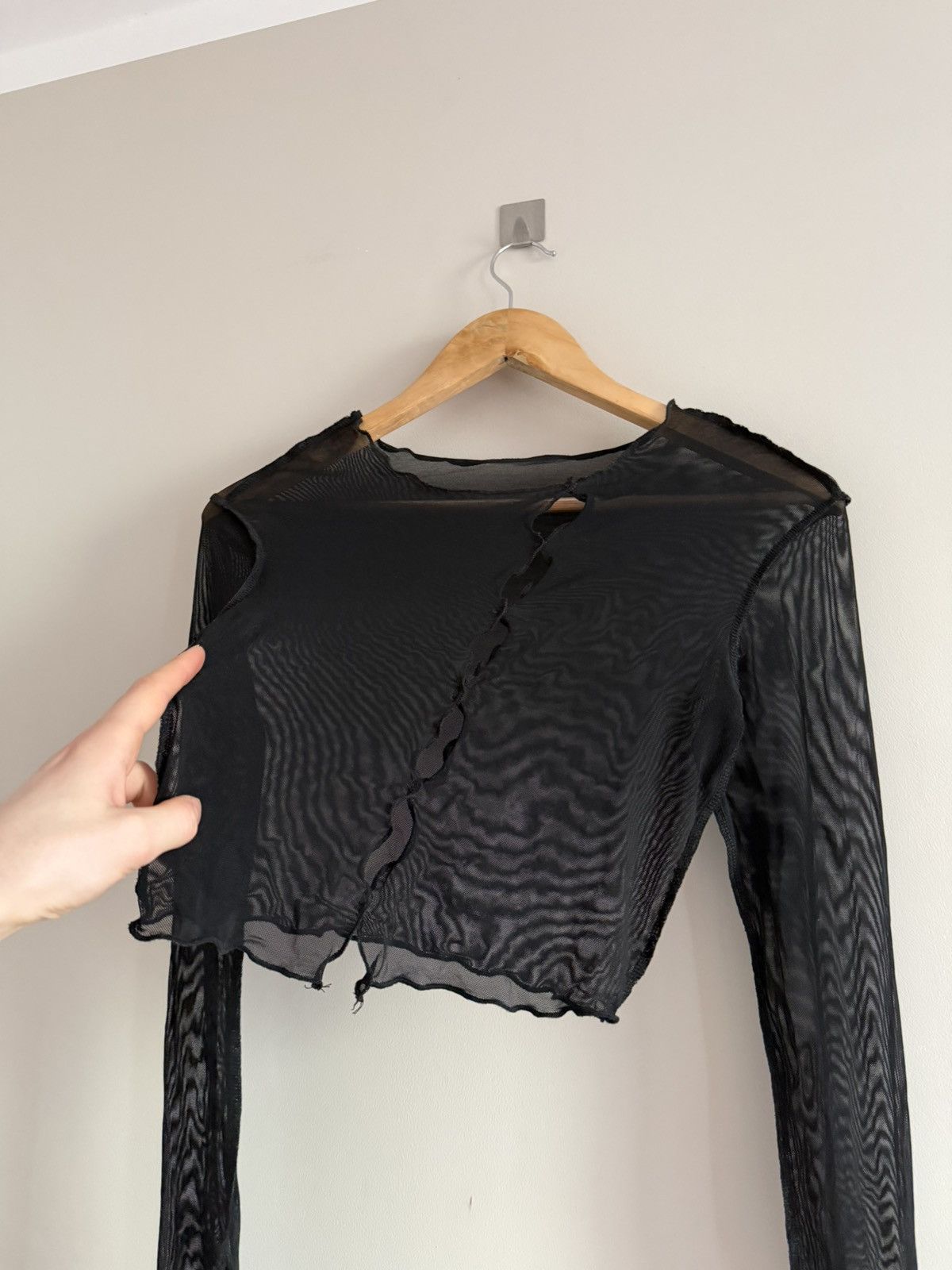 Vintage Black Sheer Mesh Cropped Long Sleeve Top Size S / US 4 / IT 40 - 2 Thumbnail