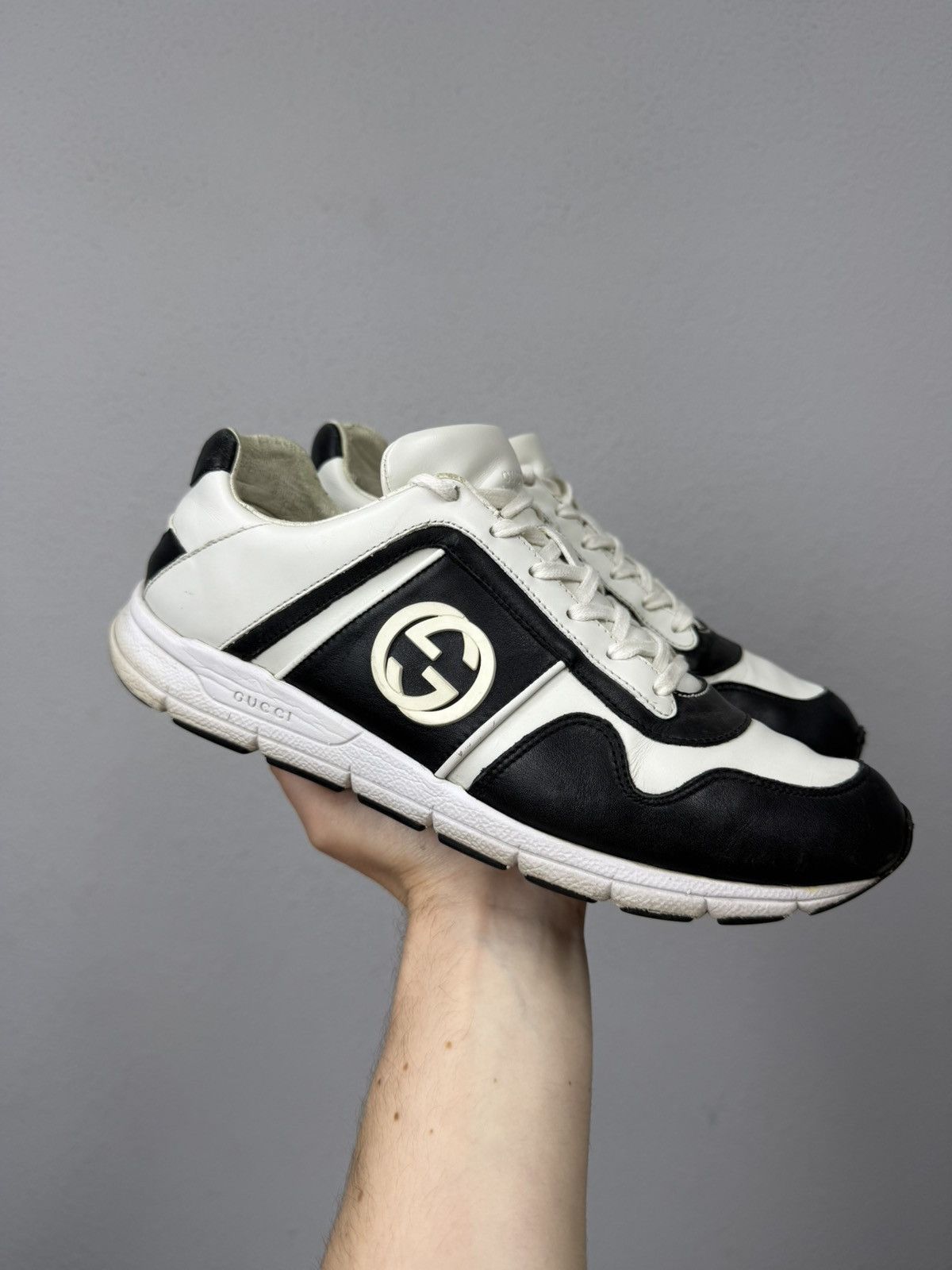 Gucci GUCCI Black White GG Logo Sneakers Shoes Low Top Leather Size US 8 / EU 41 - 1 Thumbnail
