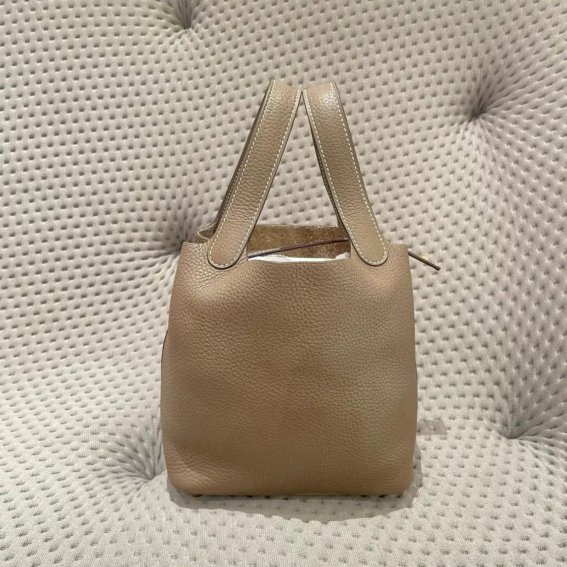 Hermes Hermes Picotin Lock 18 Etoupe Clemence cowhide leather picotin handbag gold hard Size ONE SIZE - 1 Thumbnail