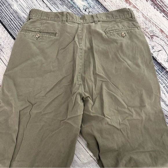 Eddie Bauer Vintage Eddie Bauer Pleated Olive Green Chinos Size US 36 / EU 52 - 9 Thumbnail