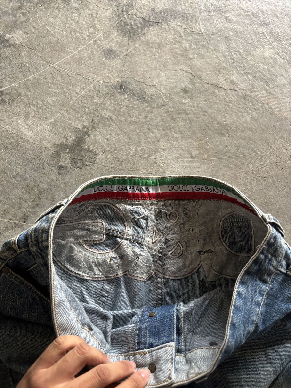Dolce & Gabbana DOLCE & GABBANA vintage big logo archive italy jeans Size US 34 / EU 50 - 7 Thumbnail