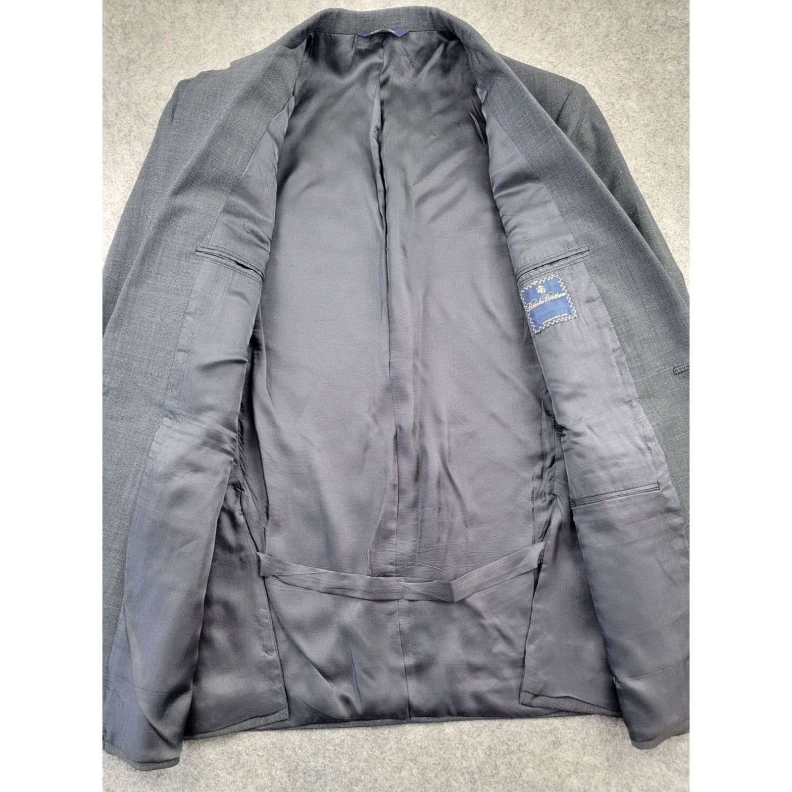Brooks Brothers VINTAGE Brooks Brothers Suit Jacket Mens 42R Gray 100% Wool Blazer Made in USA 2006 Size 42R - 6 Thumbnail