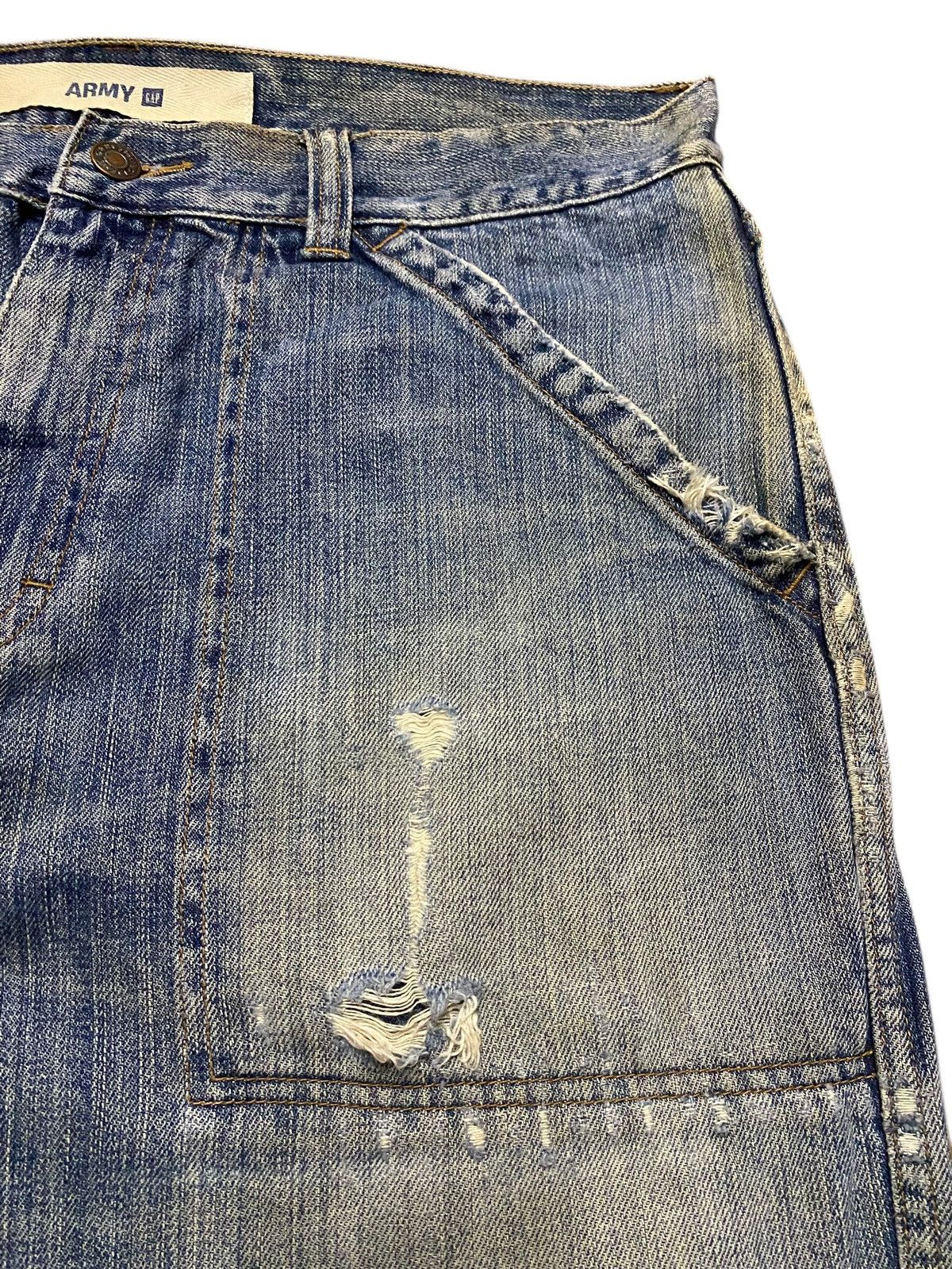 Dapper Dan × Gap Vintage Gap Army Light Wash Distressed Baggy Jeans Size US 35 - 10 Thumbnail