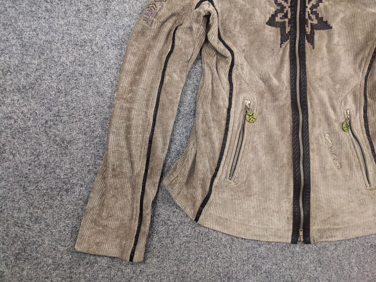Sportalm Kitzbuhel Sportalm Kitzbühel Ski Jori trekking Corduroy Jacket fur Size M / US 6-8 / IT 42-44 - 9 Thumbnail