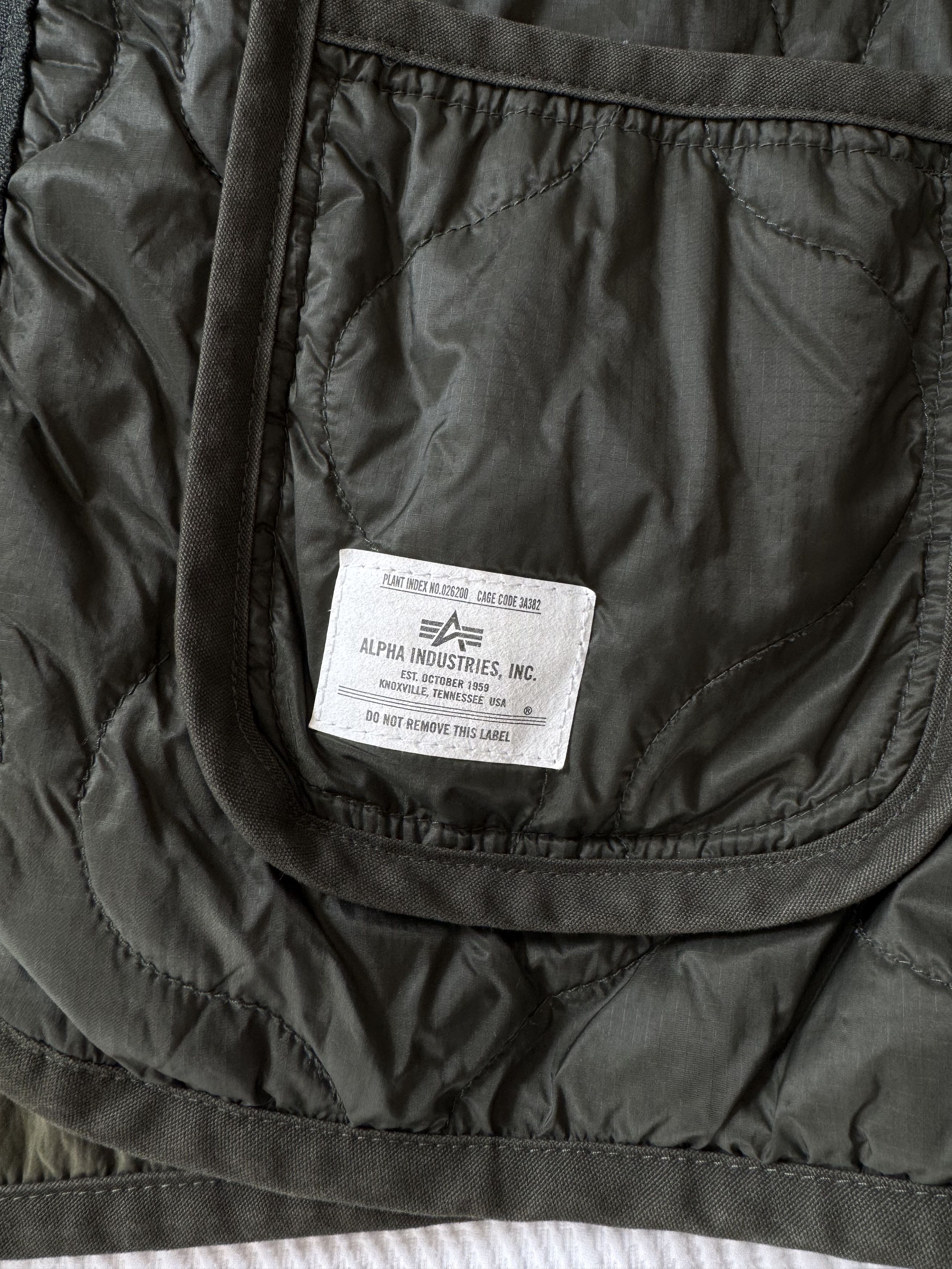 Alpha Industries Doubled-sided Light Green Jacket Size US M / EU 48-50 / 2 - 6 Thumbnail