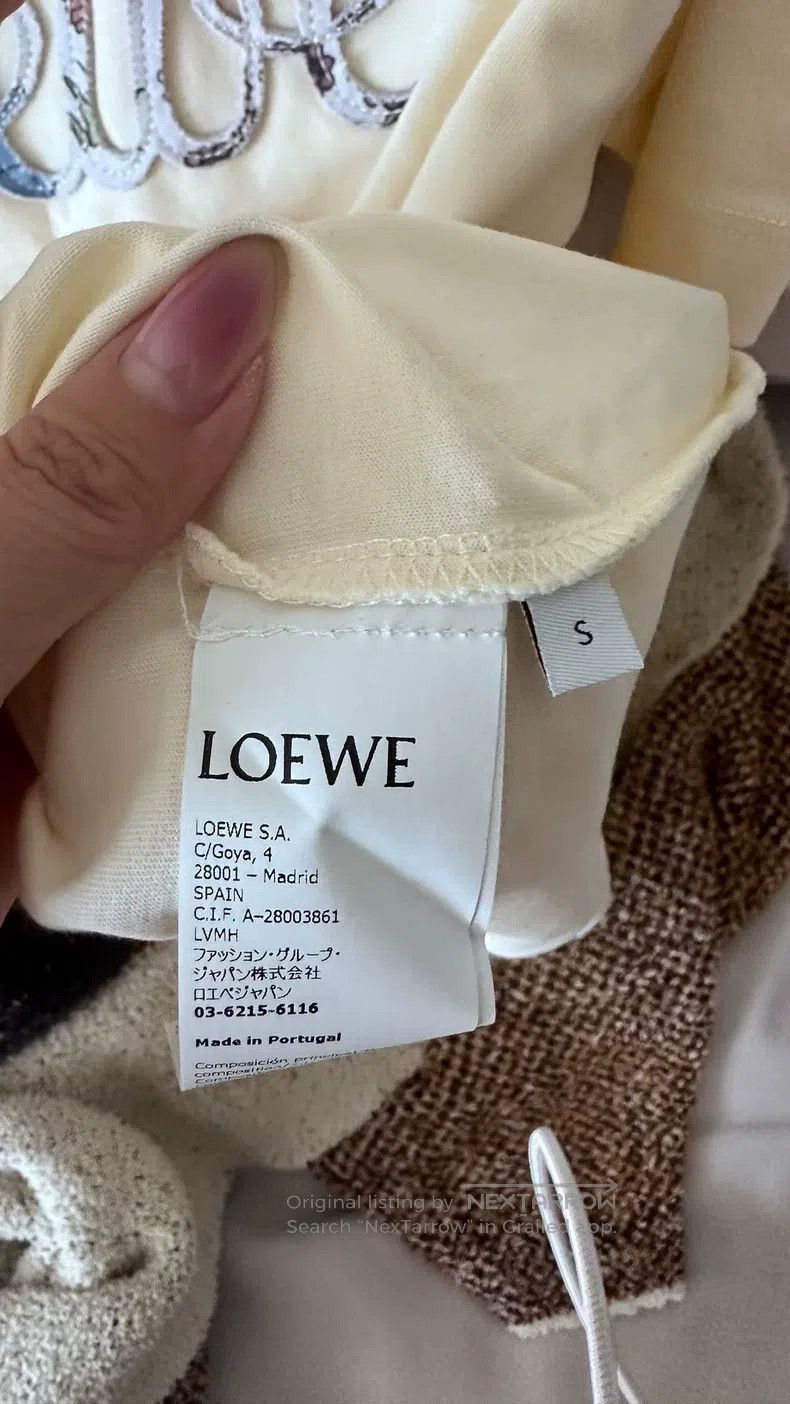 Loewe LOEWE Short-sleeve crown Size S / US 4 / IT 40 - 3 Thumbnail