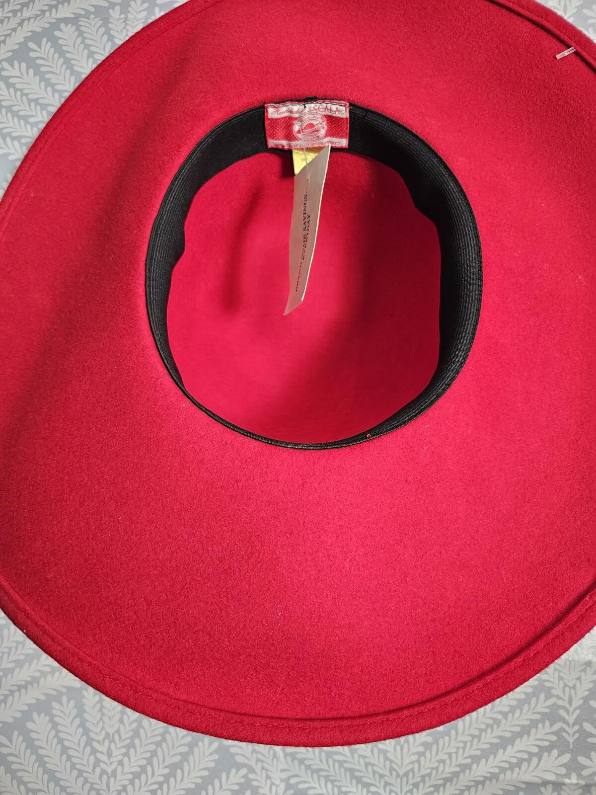 Black Scale NWT Scala Hat Red Womens One Size Wool Handmade Size ONE SIZE - 4 Thumbnail