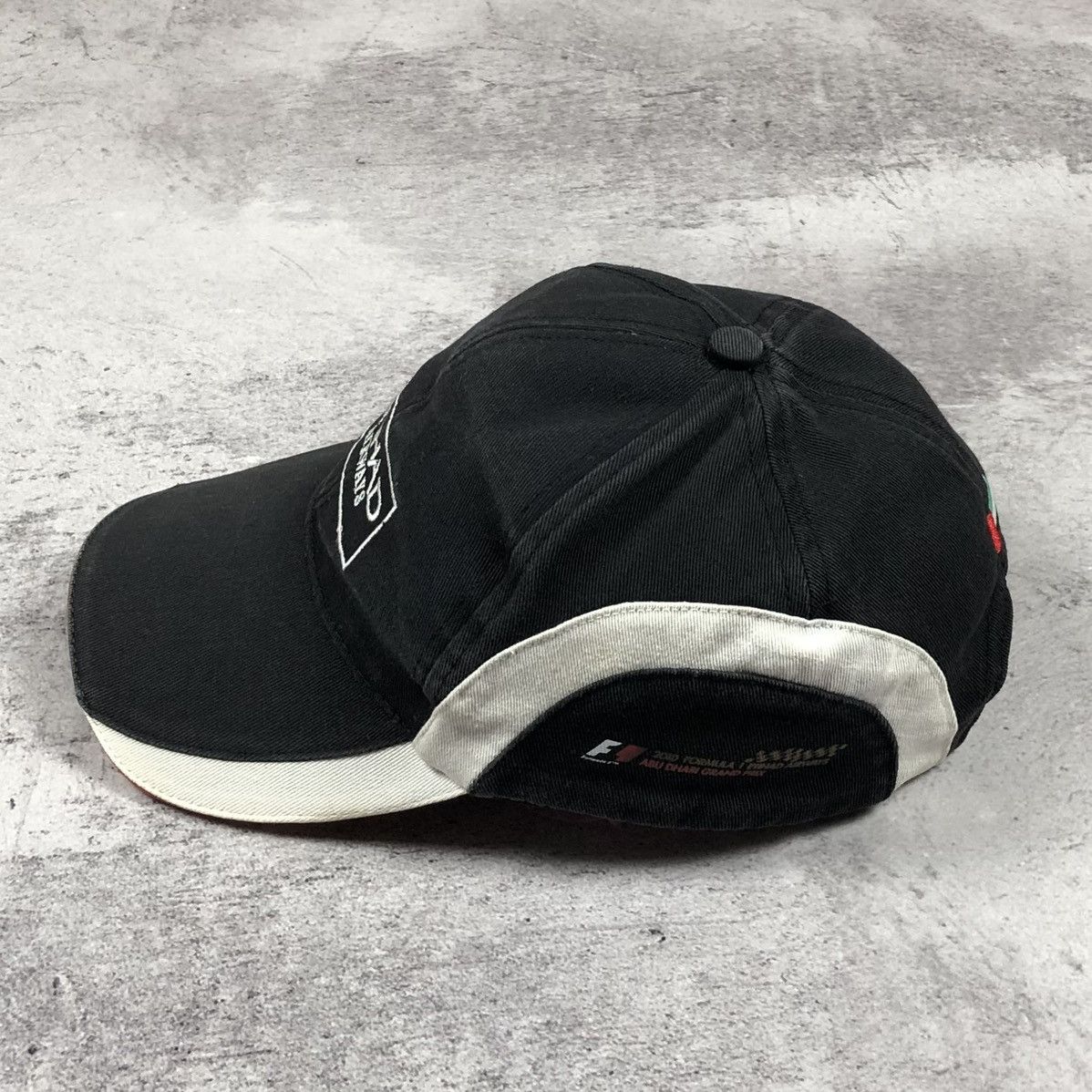 Formula 1 Vintage 2010 Abu Dhabi Grand Prix Etihad Cap Size ONE SIZE - 4 Thumbnail