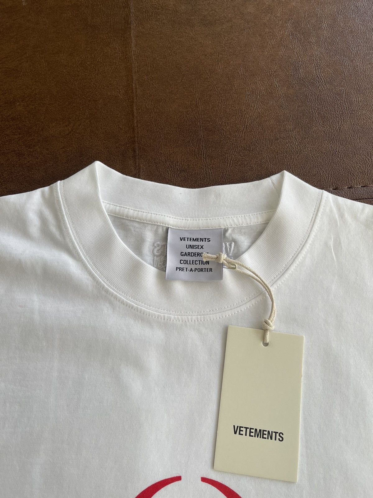 Vetements Las Vegas Edition 1 of 1 Custom ComplexCon Exclusive T-Shirt Size US L / EU 52-54 / 3 - 6 Thumbnail