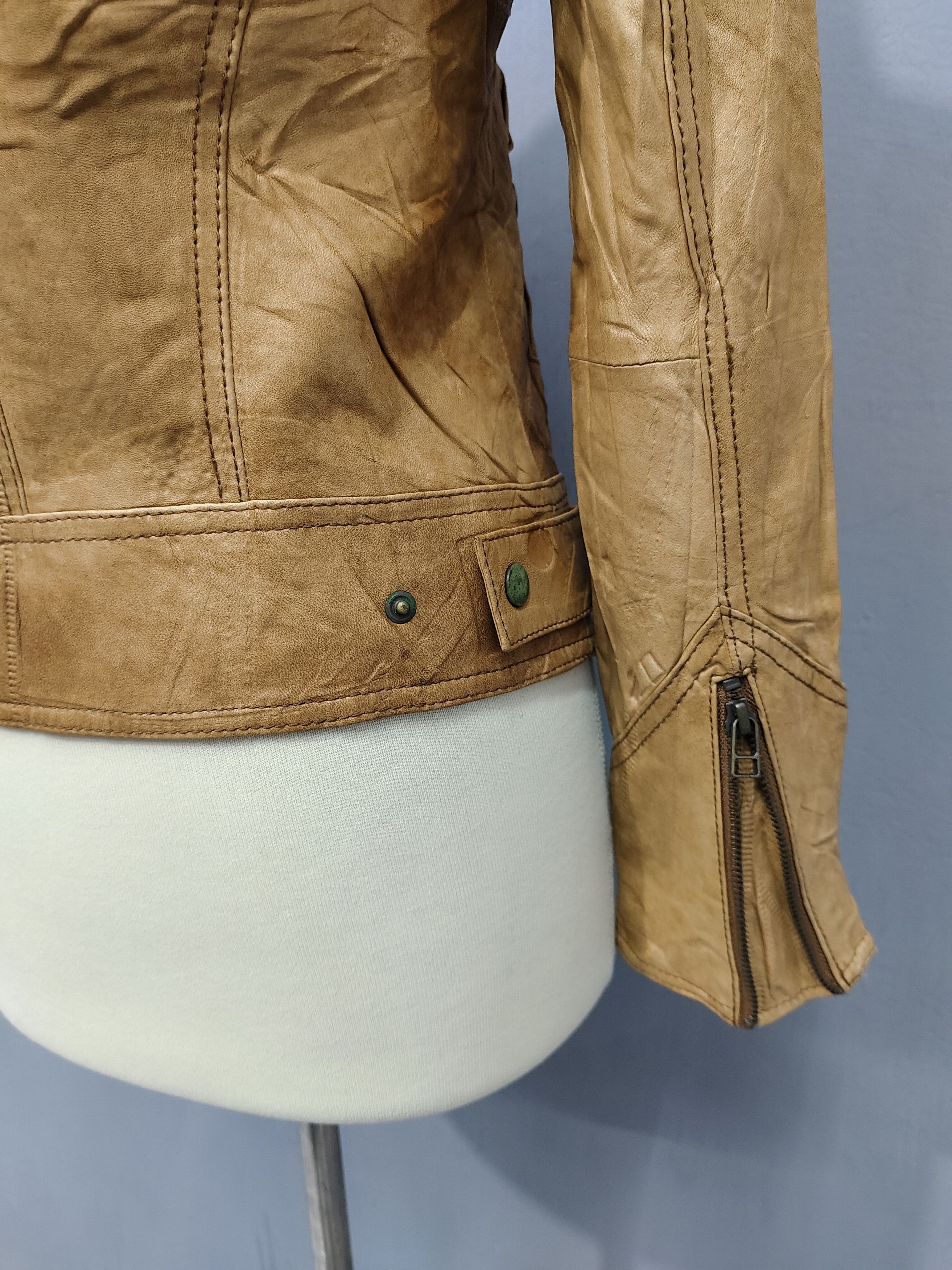 Japanese Brand Letter Back Number🇯🇵Slim Cafe Racer Lamb Leather Jacket Size M / US 6-8 / IT 42-44 - 6 Thumbnail