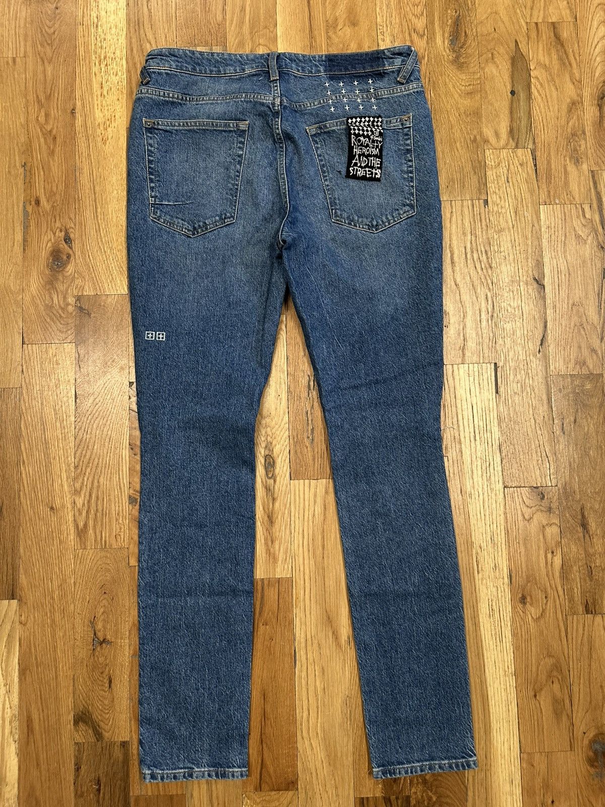 Ksubi Ksubi Knee Rip Dark Blue Denim Jeans Size 34 Size US 34 / EU 50 - 2 Thumbnail