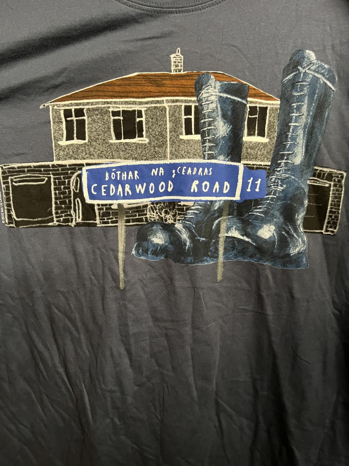 Designer U2 Album Promo T-shirt Songs of Innocence Cedarwood Road Tee Size US L / EU 52-54 / 3 - 4 Thumbnail