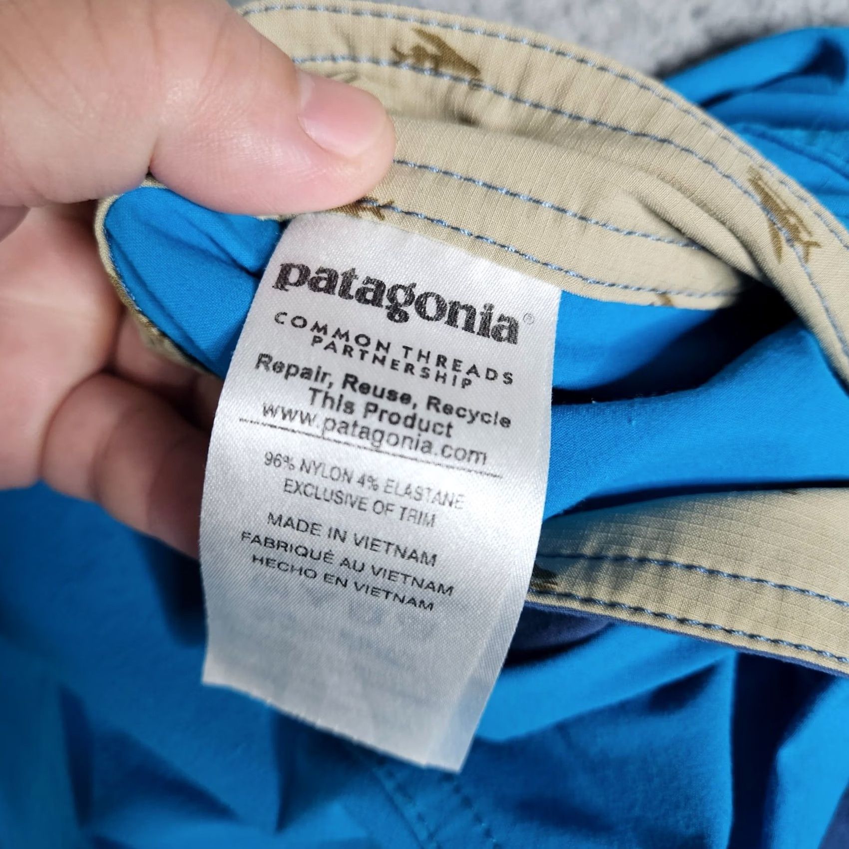 Patagonia Patagonia Men’s Stretch WAVEFARER Bord short Size 40 Shirt Regular Size US 40 / EU 56 - 5 Thumbnail