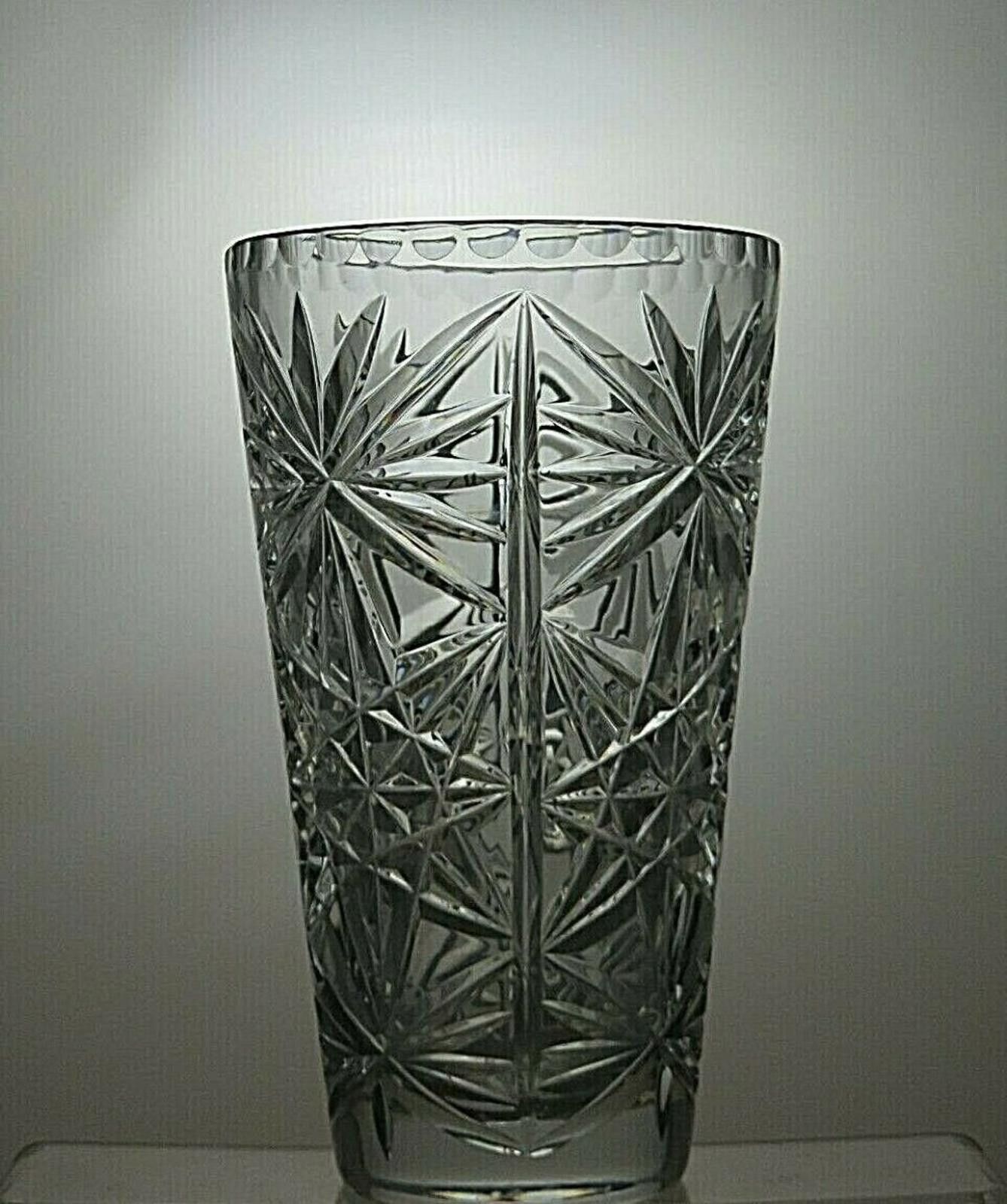 The Unbranded Brand Lovely Lead Cut Glass Crystal Vase 8" Size ONE SIZE - 5 Thumbnail