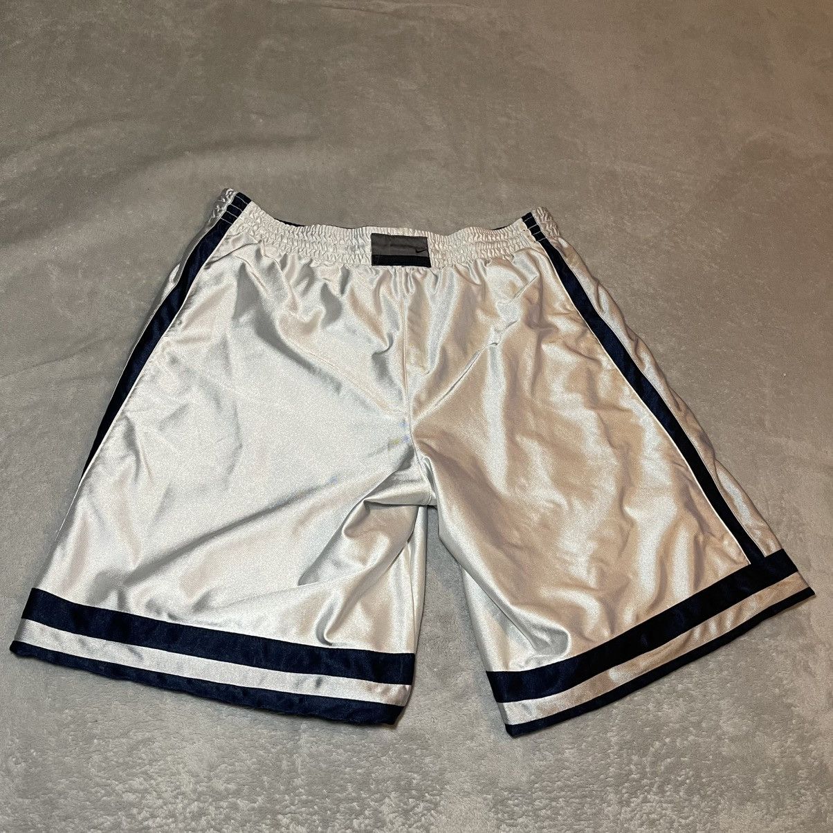Nike Vintage Nike Mens XL Reversible Basketball Shorts Blue Y2K Size US 36 / EU 52 - 4 Thumbnail