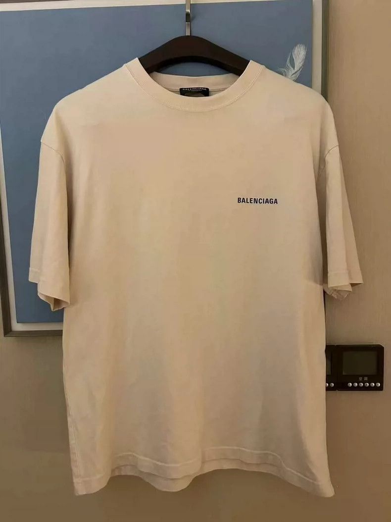 Balenciaga Balenciaga Off-white Front and Back Logo Short Sleeve Size US S / EU 44-46 / 1 - 1 Thumbnail
