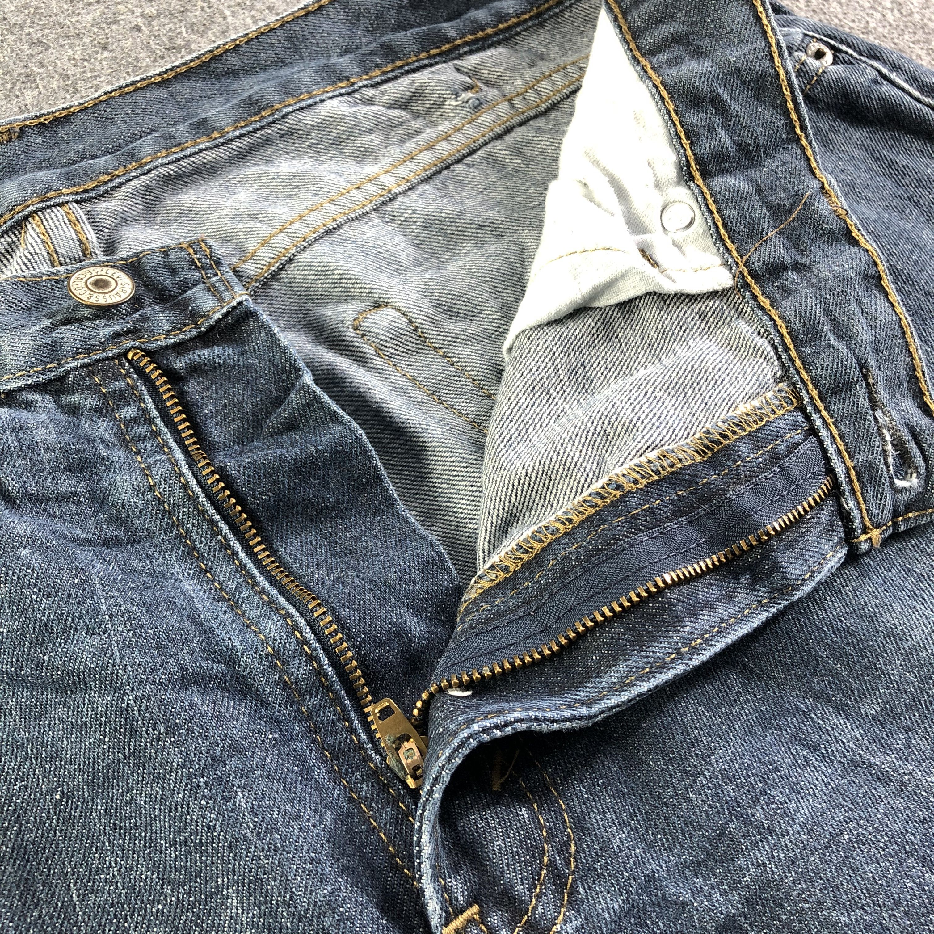 Levi's Vintage Levis 559 Jeans-J4129 Size US 39 - 8 Thumbnail