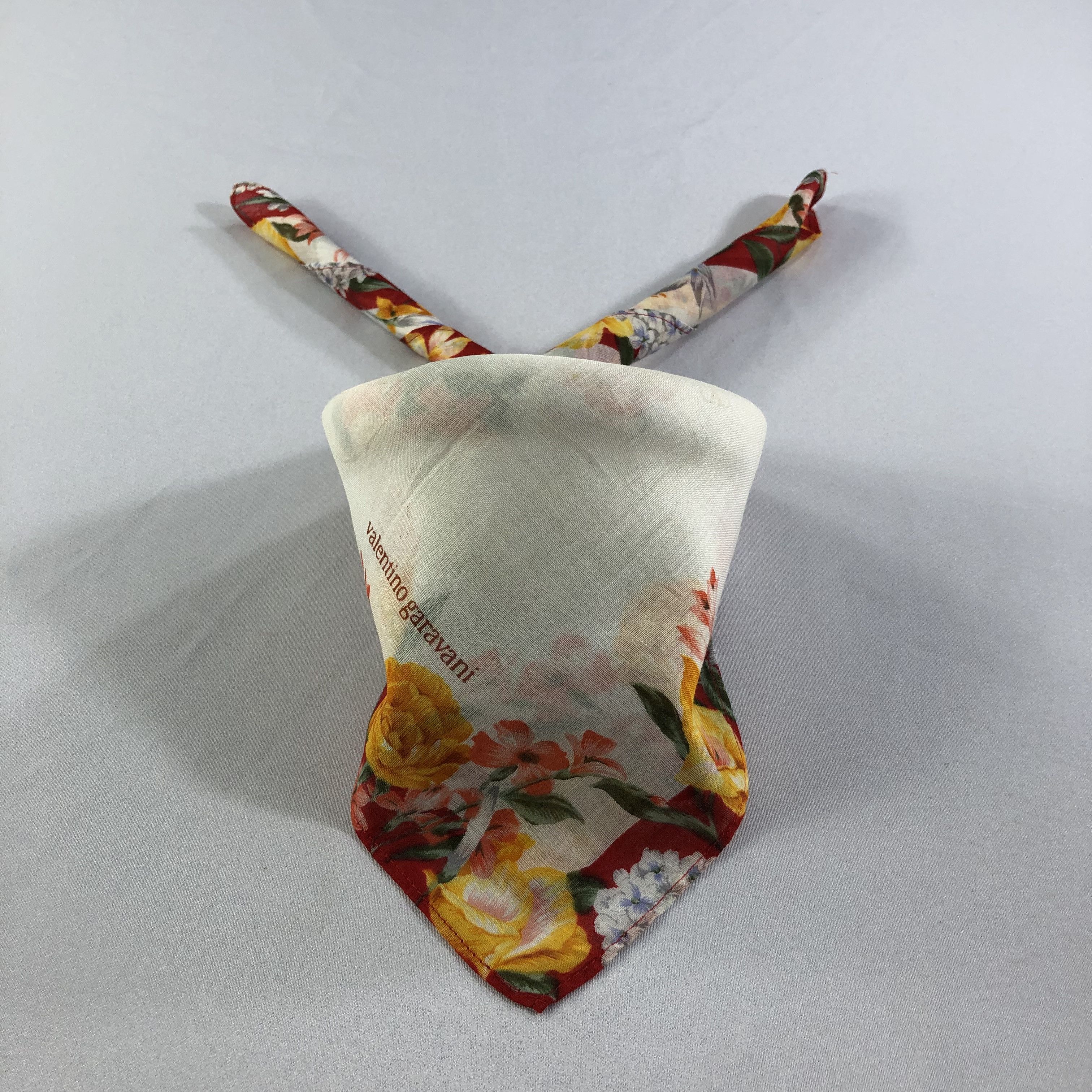 Japanese Brand Valentino Garavani Handkerchief Neckerchief Bandana H1643 Size ONE SIZE - 2 Thumbnail