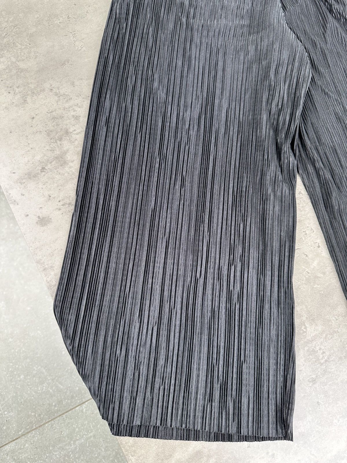 Japanese Brand Vintage Cropped Pleated Pants Size US 28 / EU 44 - 12 Thumbnail