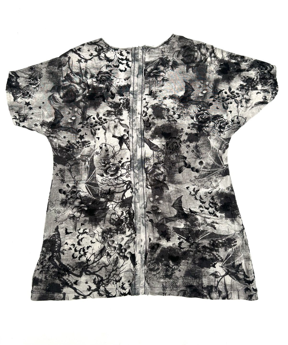 McQ Alexander McQueen Alexander McQueen McQ Bat All Over Print T-Shirt Viscose Size XS / US 0-2 / IT 36-38 - 2 Thumbnail