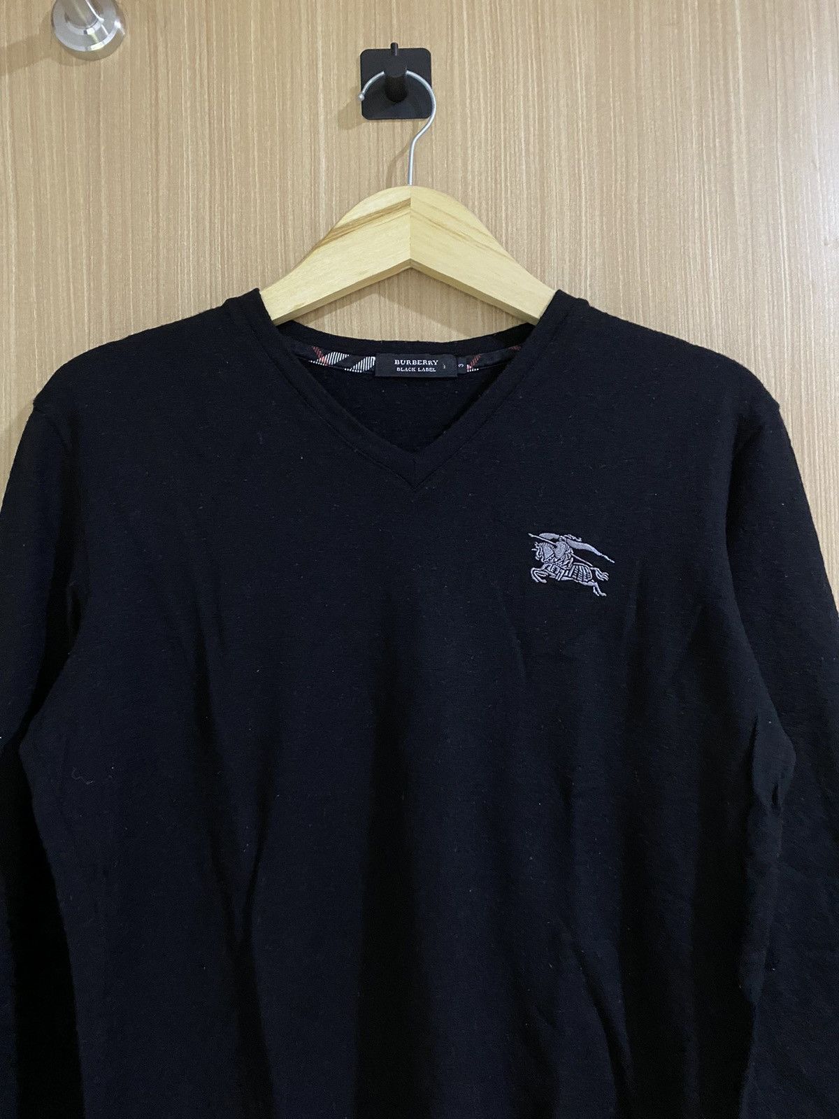 Burberry Burberry black label japan embroidery logo classic 100% wool Size US M / EU 48-50 / 2 - 2 Thumbnail