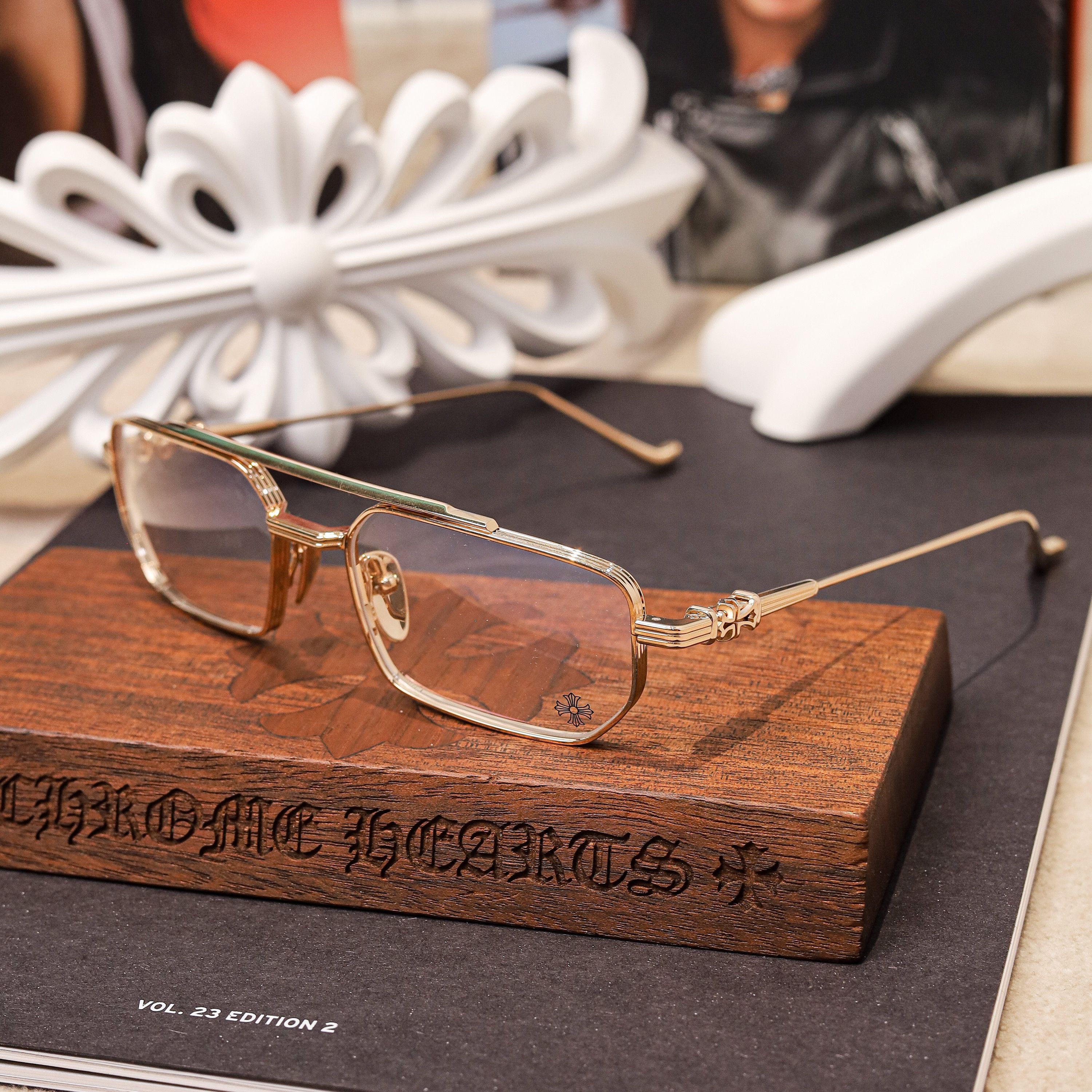 【CHROME HEARTS】GUSHER メガネ MATTE Chrome Hearts CHROME HEARTS GUSHER MATTE BLACK/GOLD PLATED