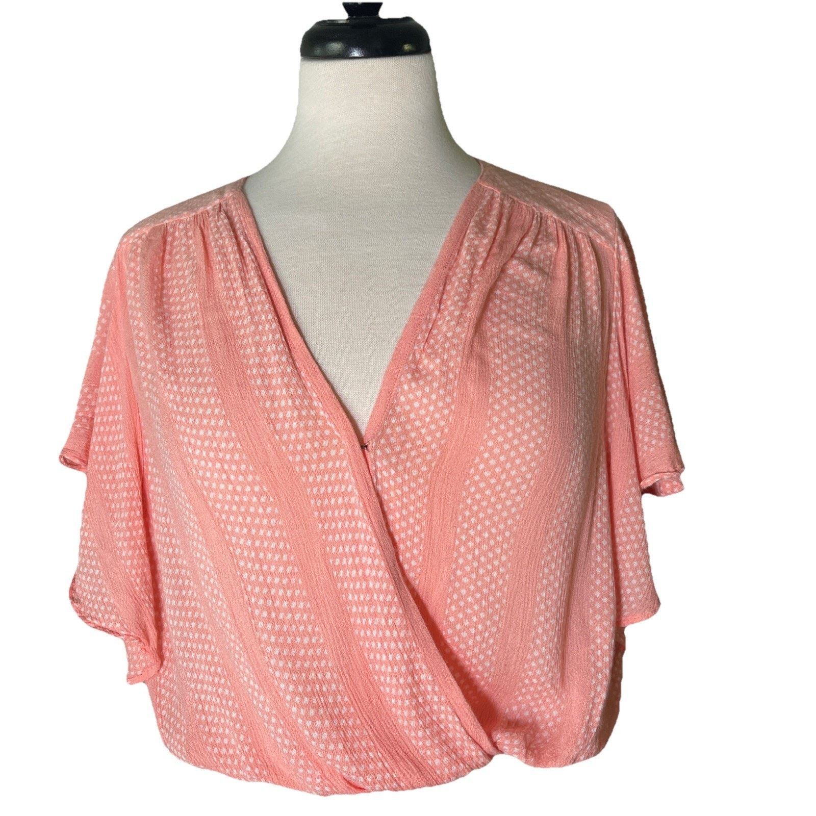 Anthropologie Anthropologie Maeve Small Pink/ Peach Dot Crop Ruffle Size S / US 4 / IT 40 - 1 Thumbnail
