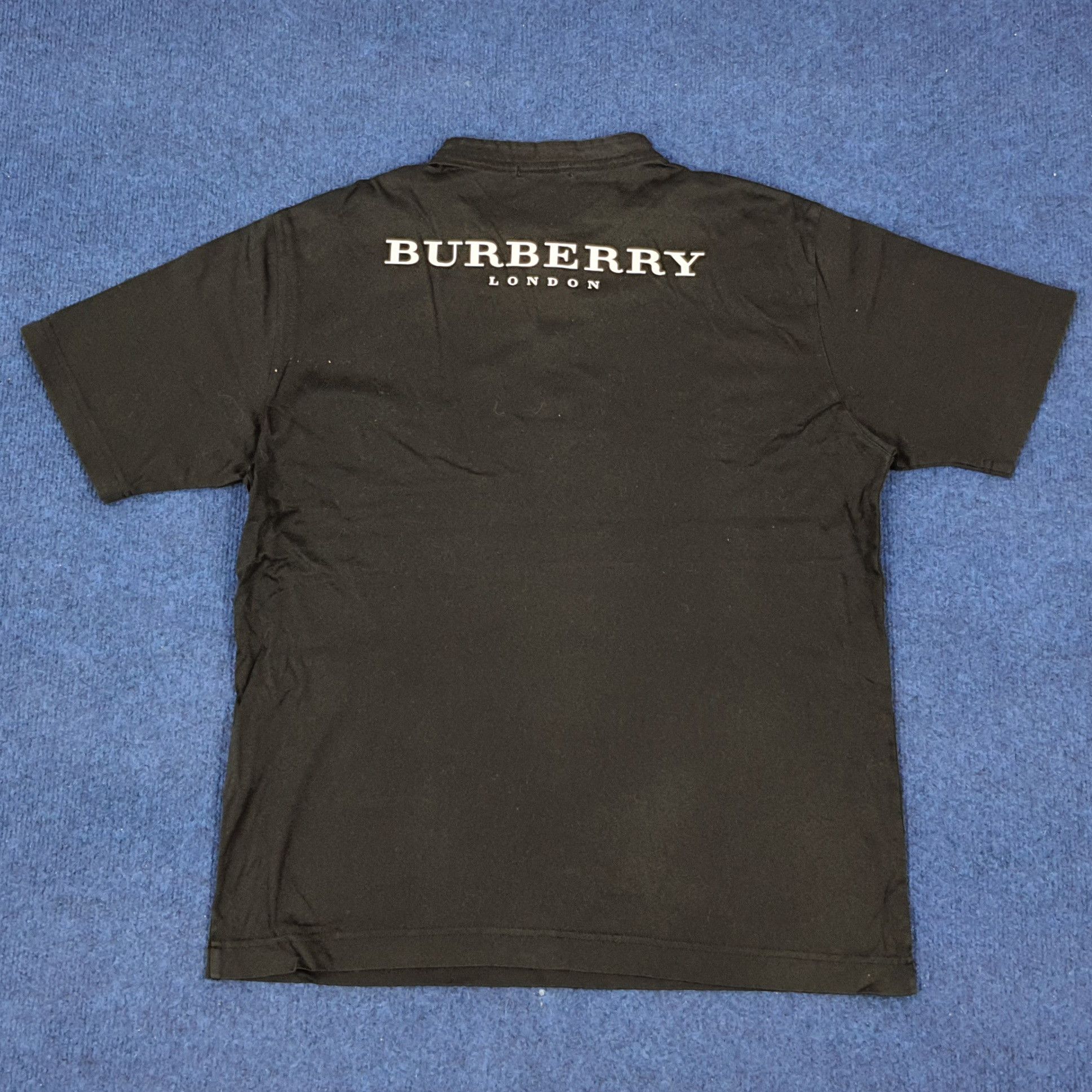 Burberry × Vintage Vintage Burberry London Button Tshirt Size US L / EU 52-54 / 3 - 1 Thumbnail