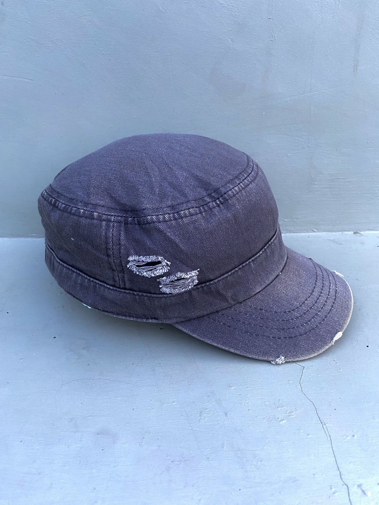 If Six Was Nine 2000s ditsetressed button studded patrol hat Size ONE SIZE - 4 Thumbnail