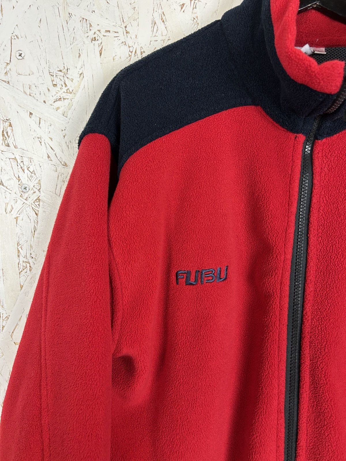 Fubu 00s Vintage Fubu Collection 05 Fleece Jacket Red Size L Size US L / EU 52-54 / 3 - 4 Thumbnail