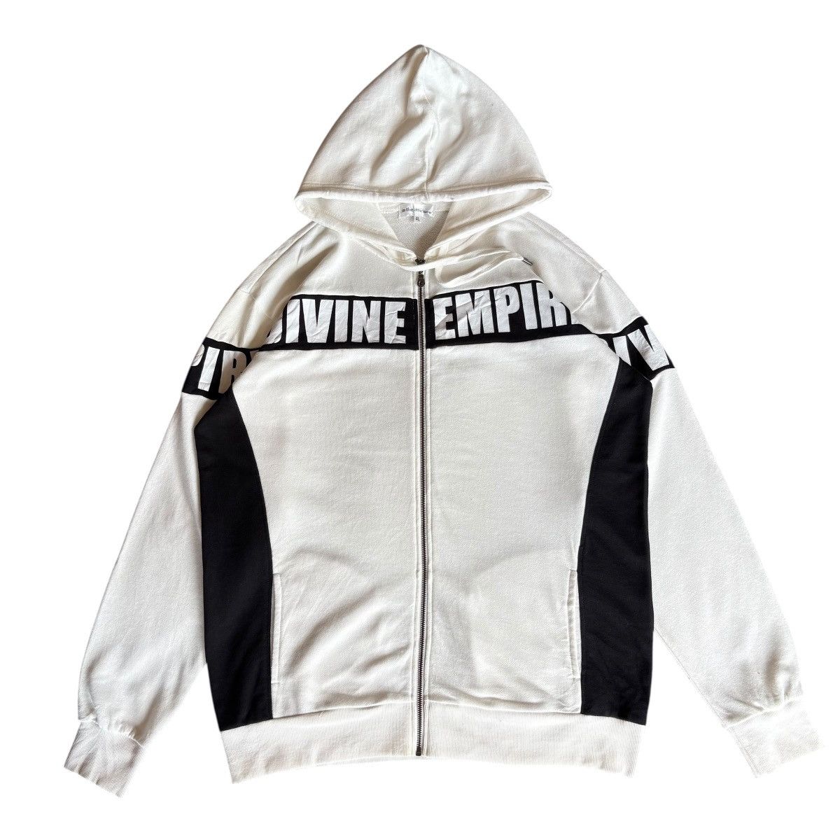 In The Attic homme Hoodie Divine Empire