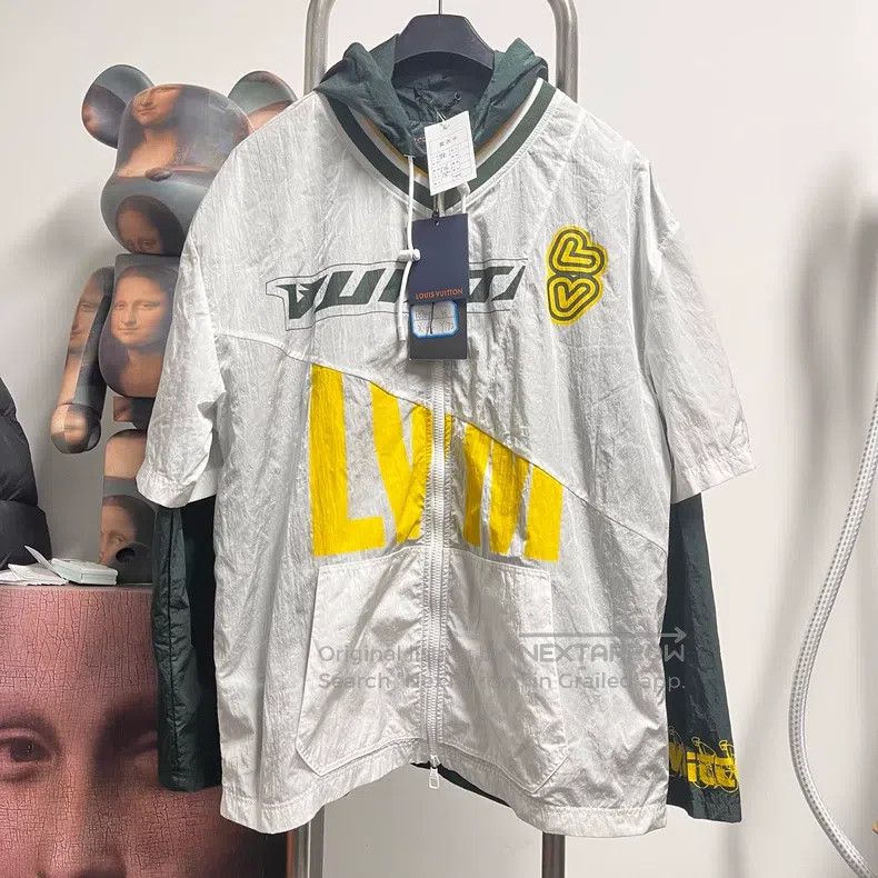 Louis Vuitton Louis Vuitton Fake two assault jacket Size US M / EU 48-50 / 2 - 1 Thumbnail