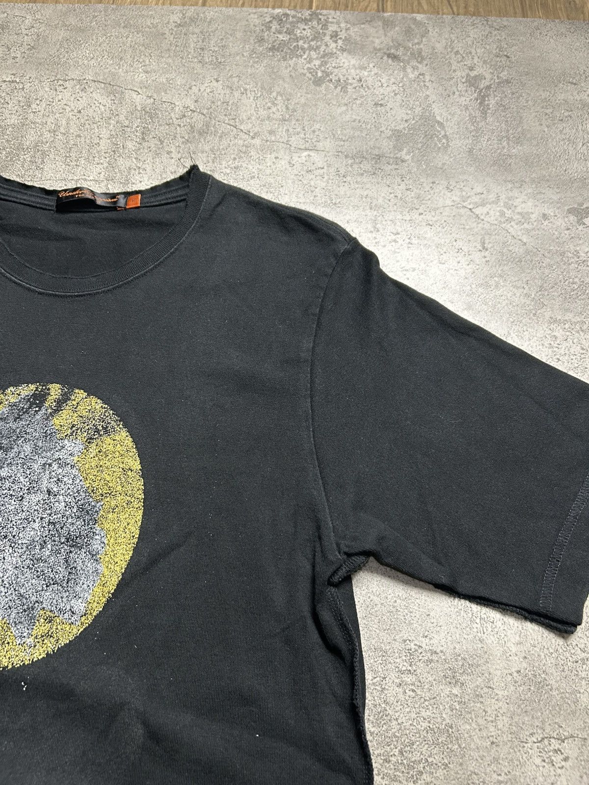 Undercover 2000s Undercover Grapich Black Tee Exposed Seam Size US S / EU 44-46 / 1 - 3 Thumbnail