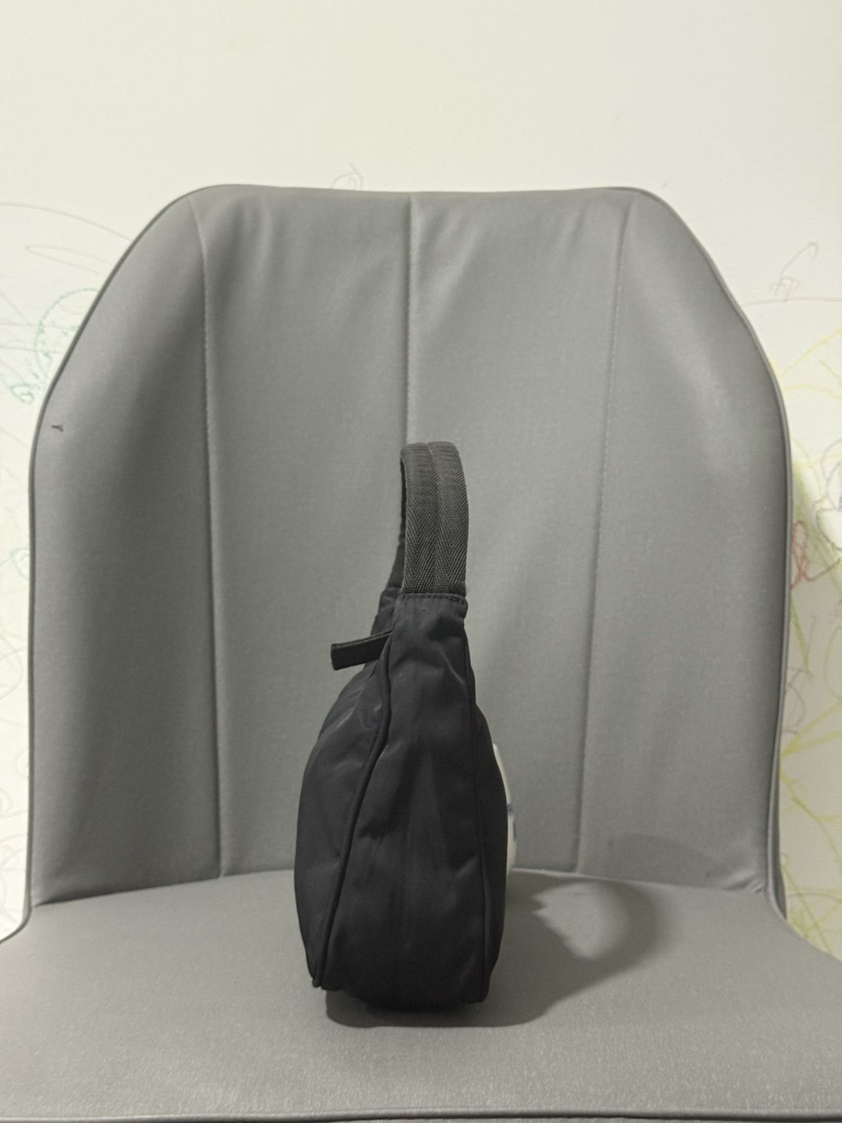 Prada Vintage Prada Black Nylon Hobo Shoulder Bag Size ONE SIZE - 5 Thumbnail