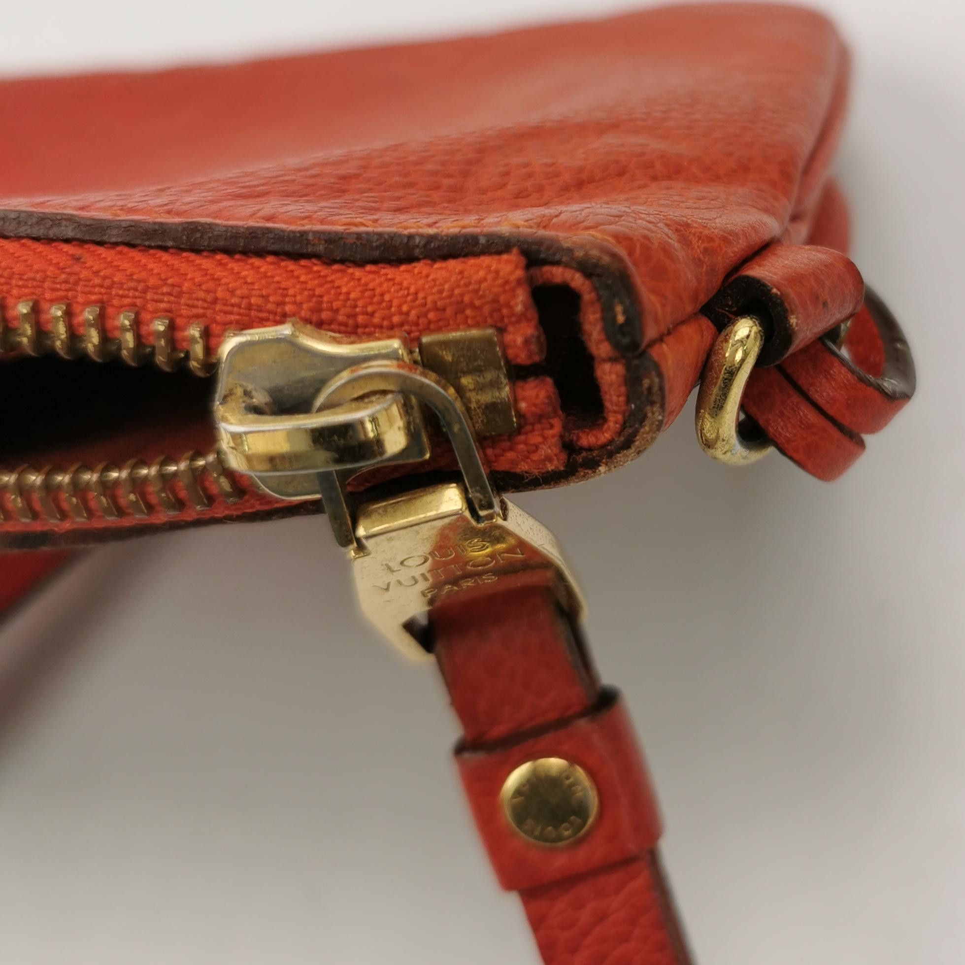 Louis Vuitton Louis Vuitton (LV) Cowhide monogram embossed handbag -y2506 Size ONE SIZE - 9 Thumbnail