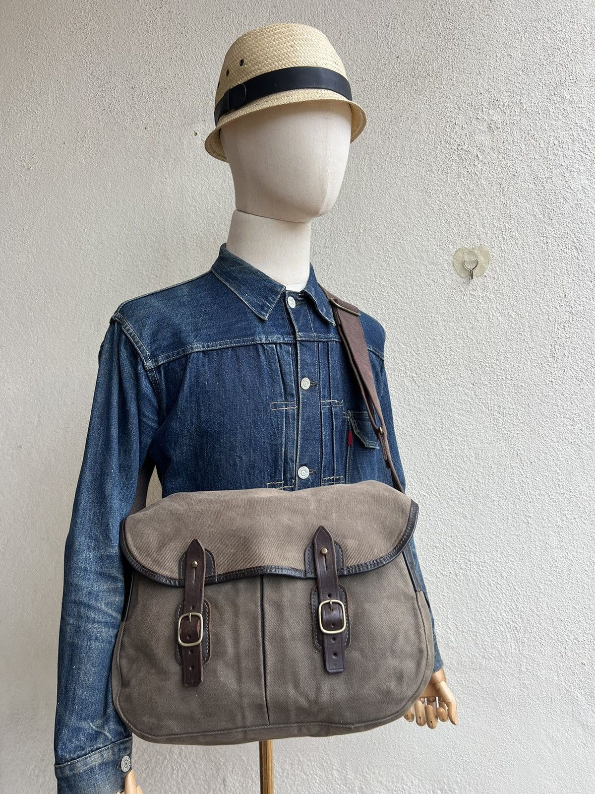 Vintage Vintage Quality Gunslips Sun Fade Waxed Canvas Messenger Bag Size ONE SIZE - 4 Thumbnail