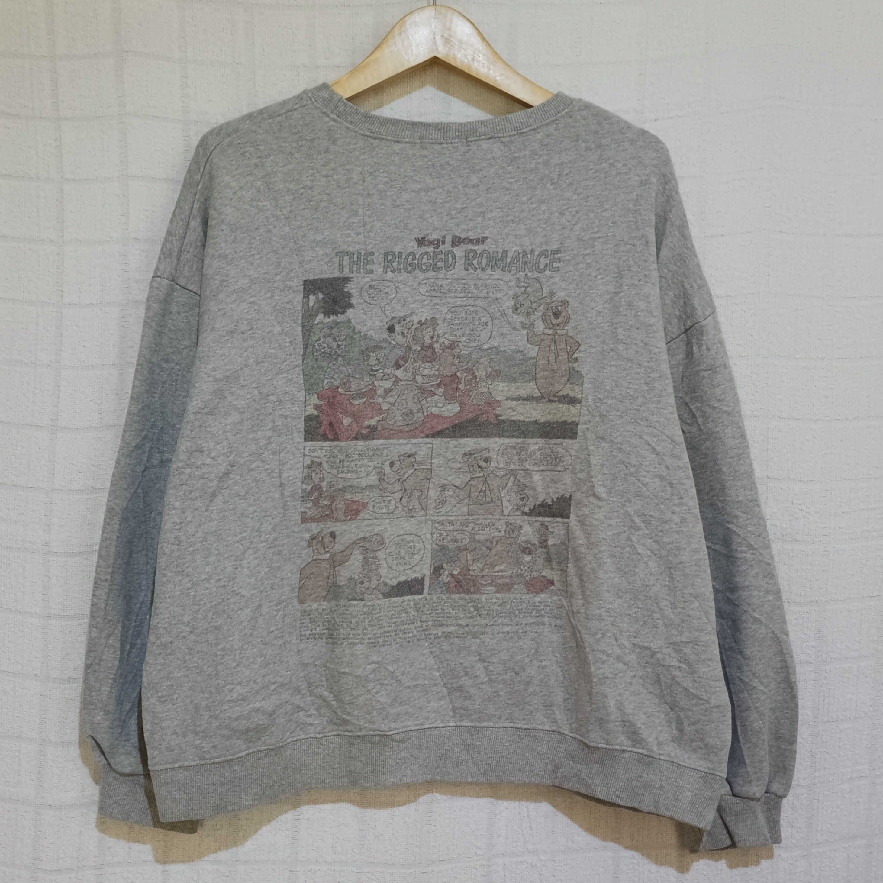 Other Crewneck AOP Yogi Bear Hanna Barbera Vtg apparel from the90S Size US XL / EU 56 / 4 - 8 Thumbnail