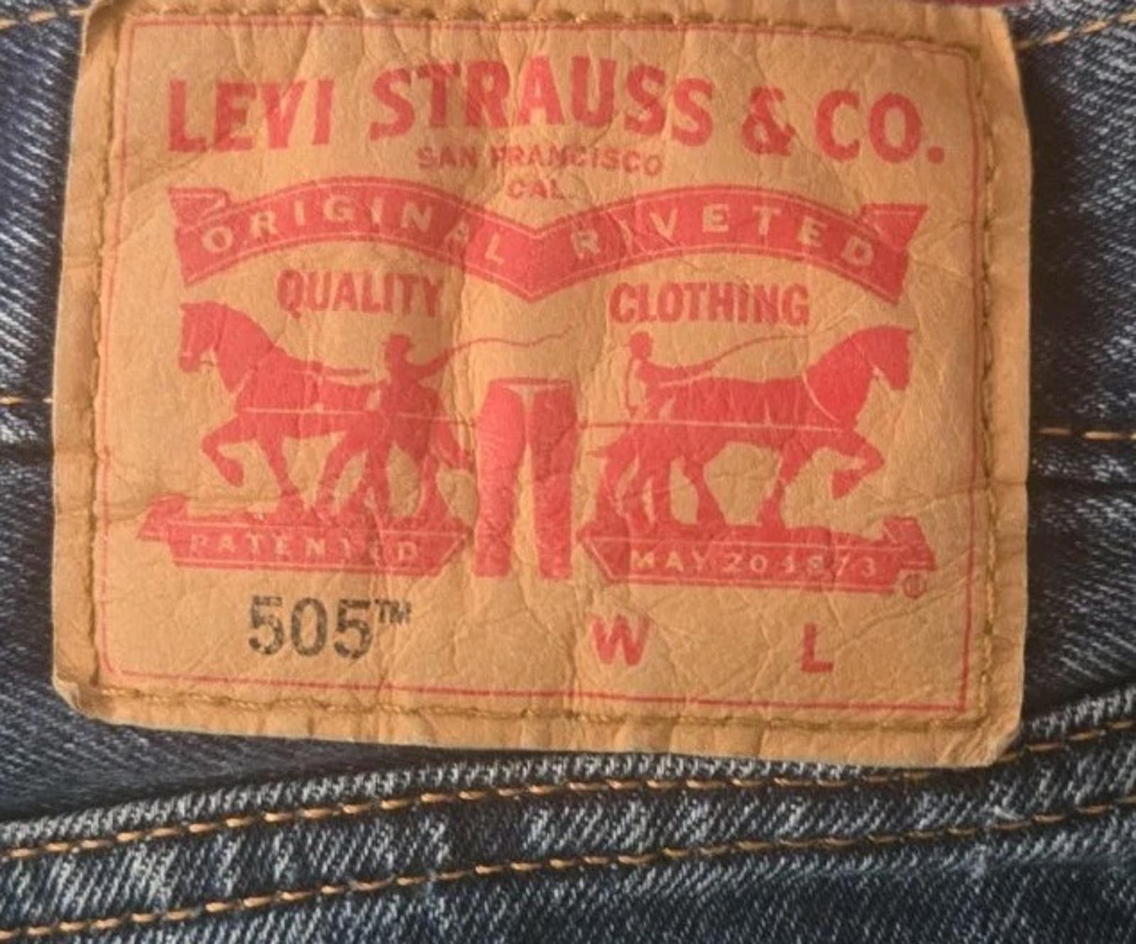 Levi's Levis 501 Original Fit Med Wash Denim Blue Jeans W40 x L30 Size US 40 / EU 56 - 6 Thumbnail