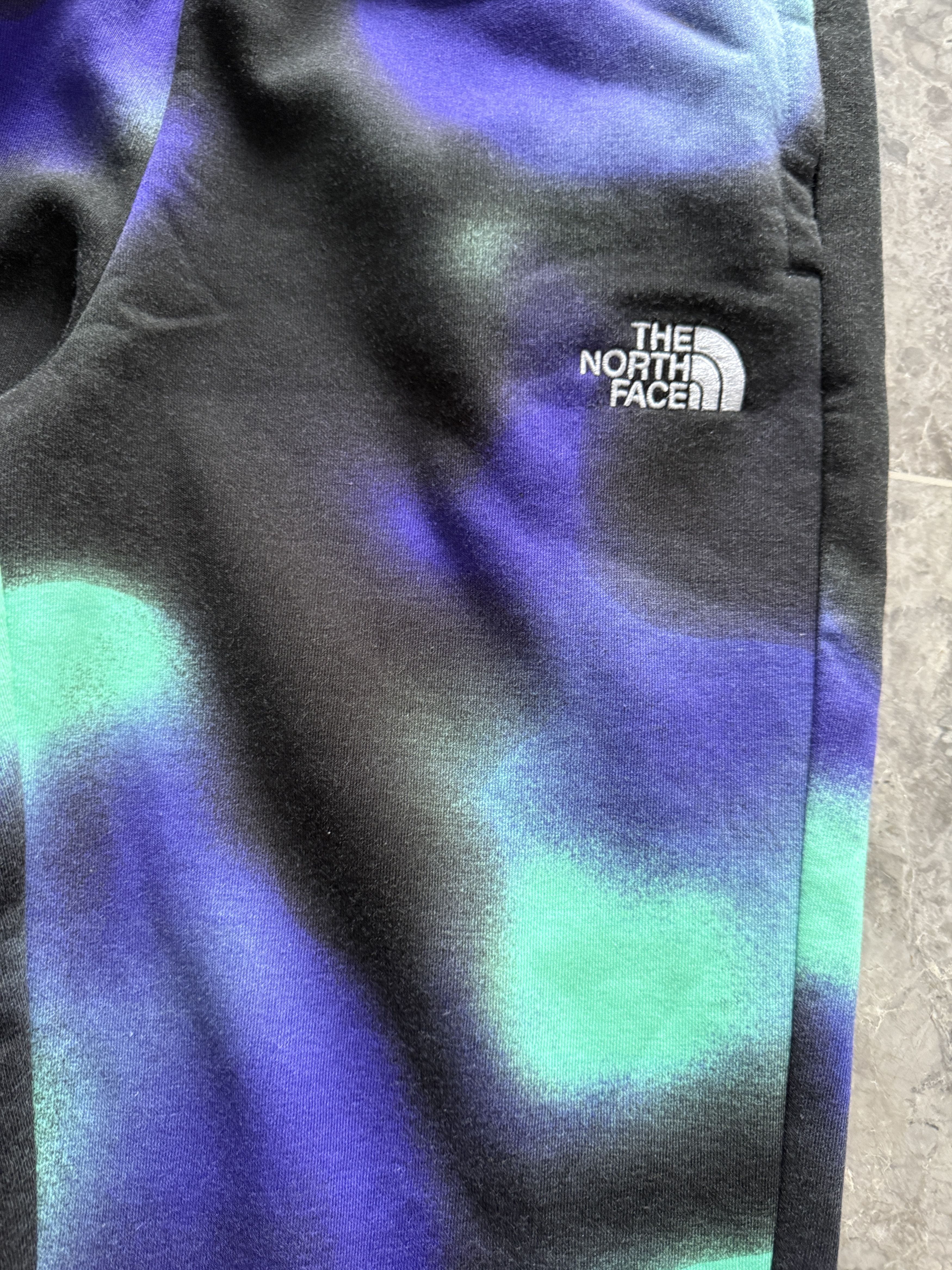 The North Face THE NORTH FACE ESSENTIAL HIGH WAIST JOGGERS PURPLE CYAN Size 28" / US 6 / IT 42 - 8 Thumbnail