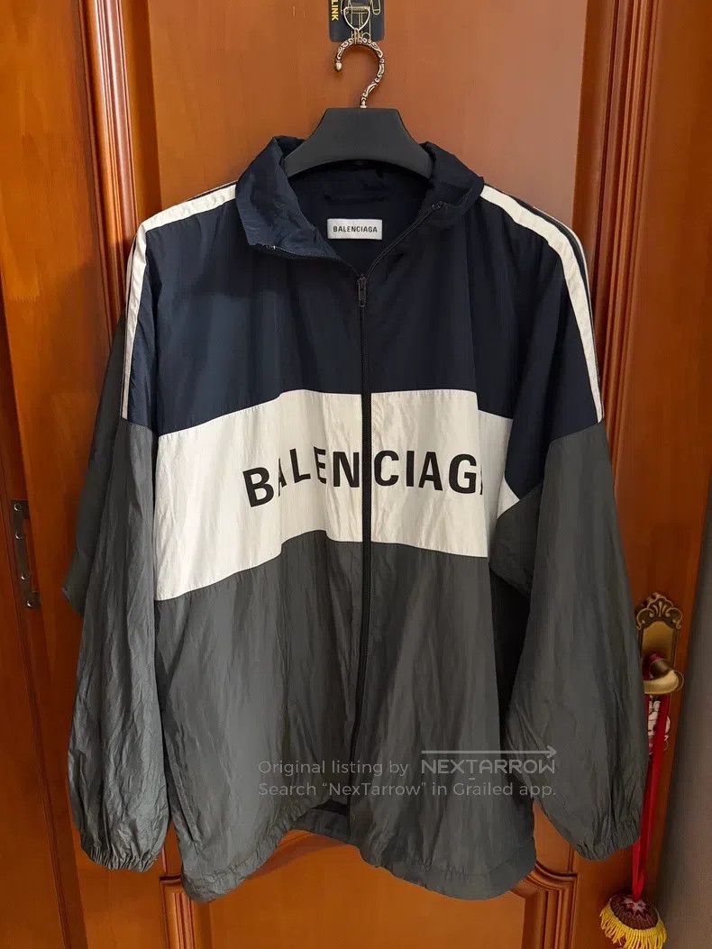Balenciaga Balenciaga Colorblocked Windbreaker Size XS / US 0-2 / IT 36-38 - 1 Thumbnail