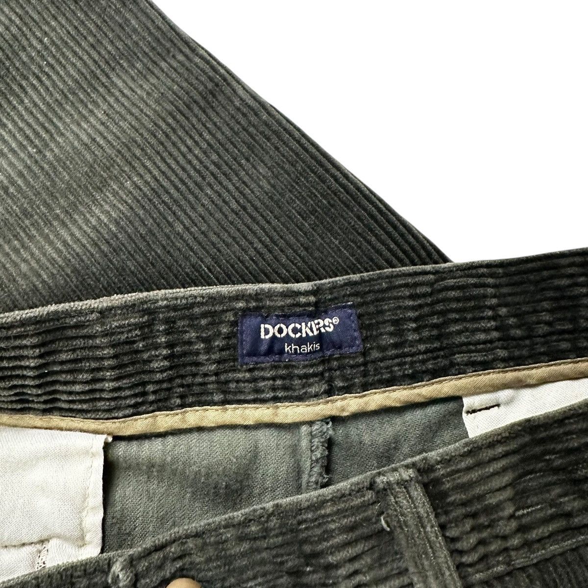 Dockers Vintage Dockers Corduroy Pants Forest Green 90s Pleated Size US 36 / EU 52 - 4 Thumbnail
