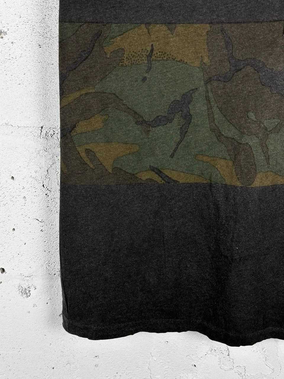 Allsaints Allsaints Y2K Vintage Rare T-Shirt Camo Military Style Size US M / EU 48-50 / 2 - 5 Thumbnail