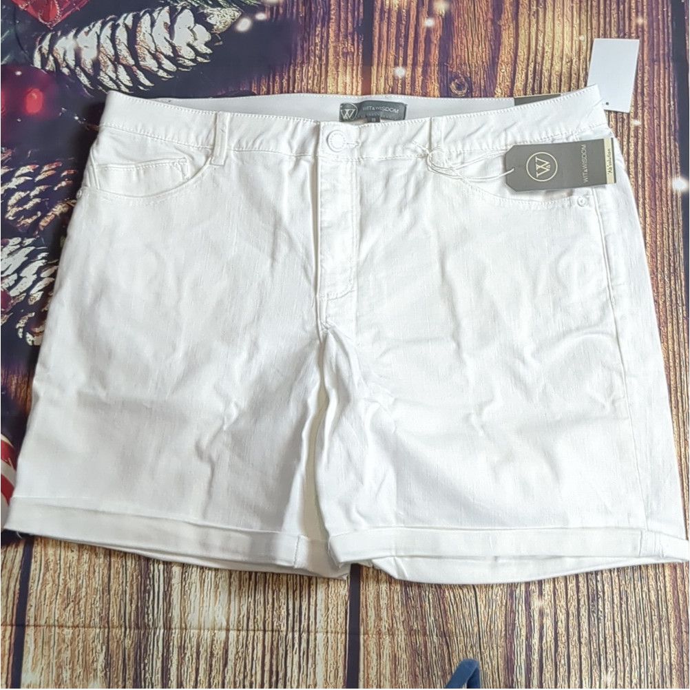 Other Wit & wisdom white cuffed shorts size 18 Size 40" / US 18 - 2 Thumbnail