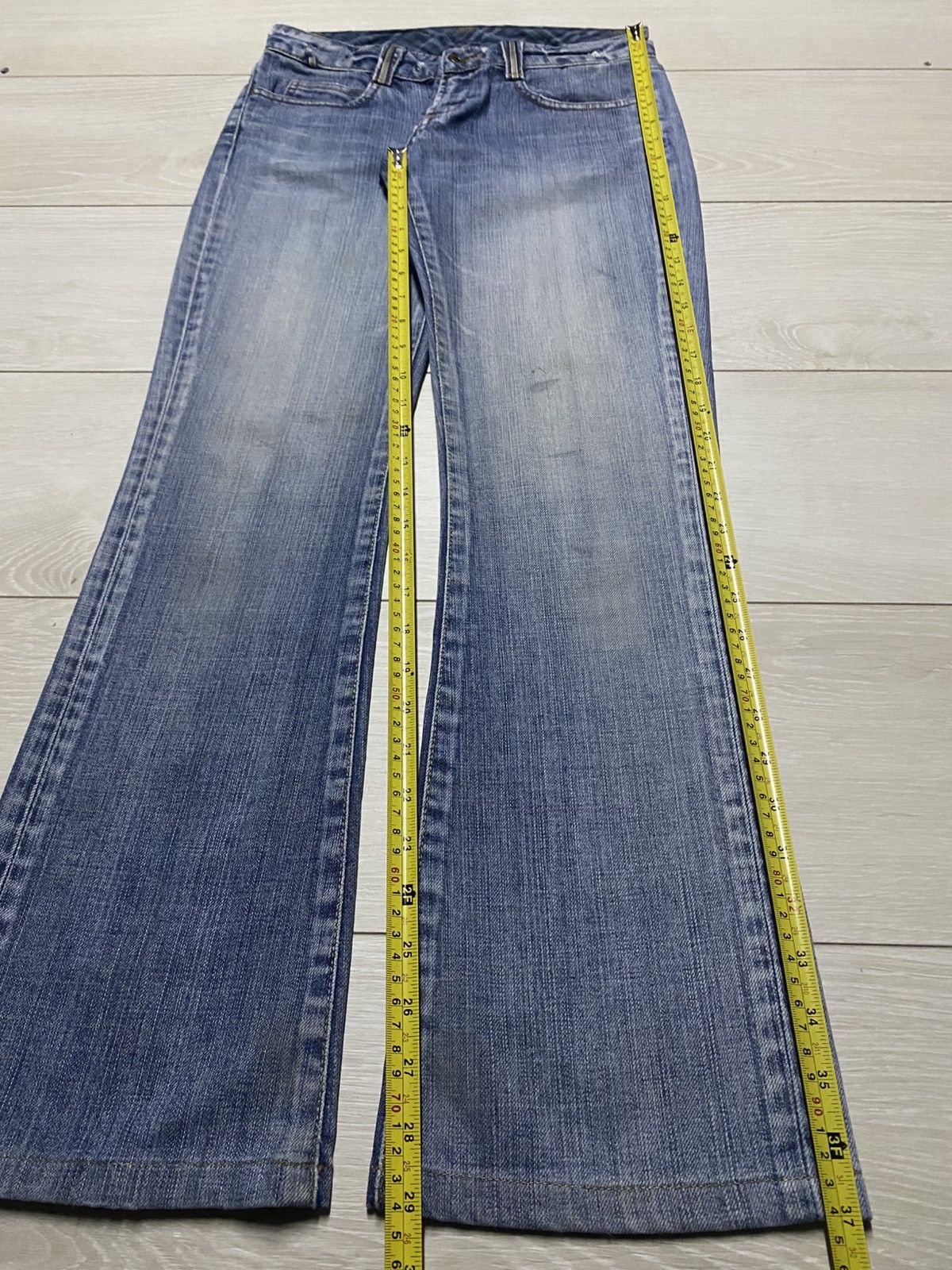 Burberry Vintage Burberry Blue Label Faded Wash Flare Woman Jeans Size US 28 / EU 44 - 15 Thumbnail