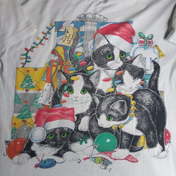 Other Vintage Christmas Cats Kittens Holiday T-Shirt Size US XXL / EU 58 / 5 - 1 Thumbnail