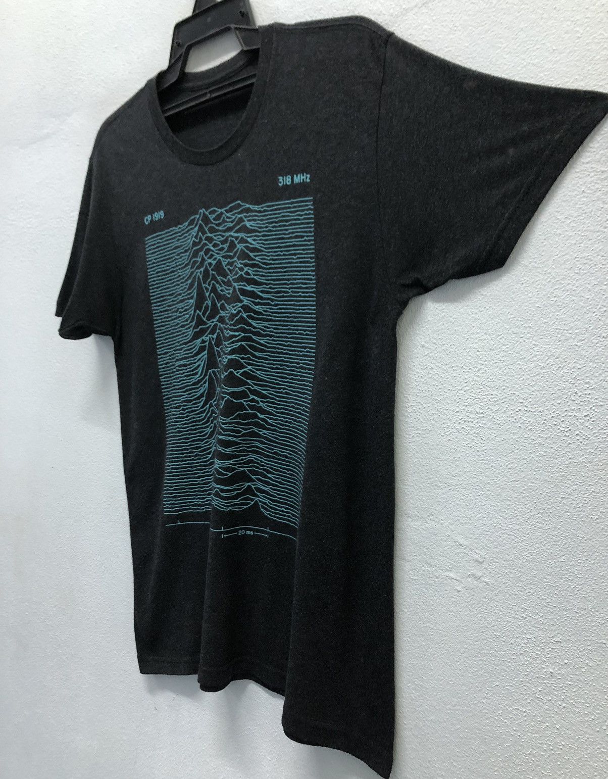 Joy Division Rock Band Joy Division Unknown Pleasures T-Shirt Size US M / EU 48-50 / 2 - 6 Thumbnail
