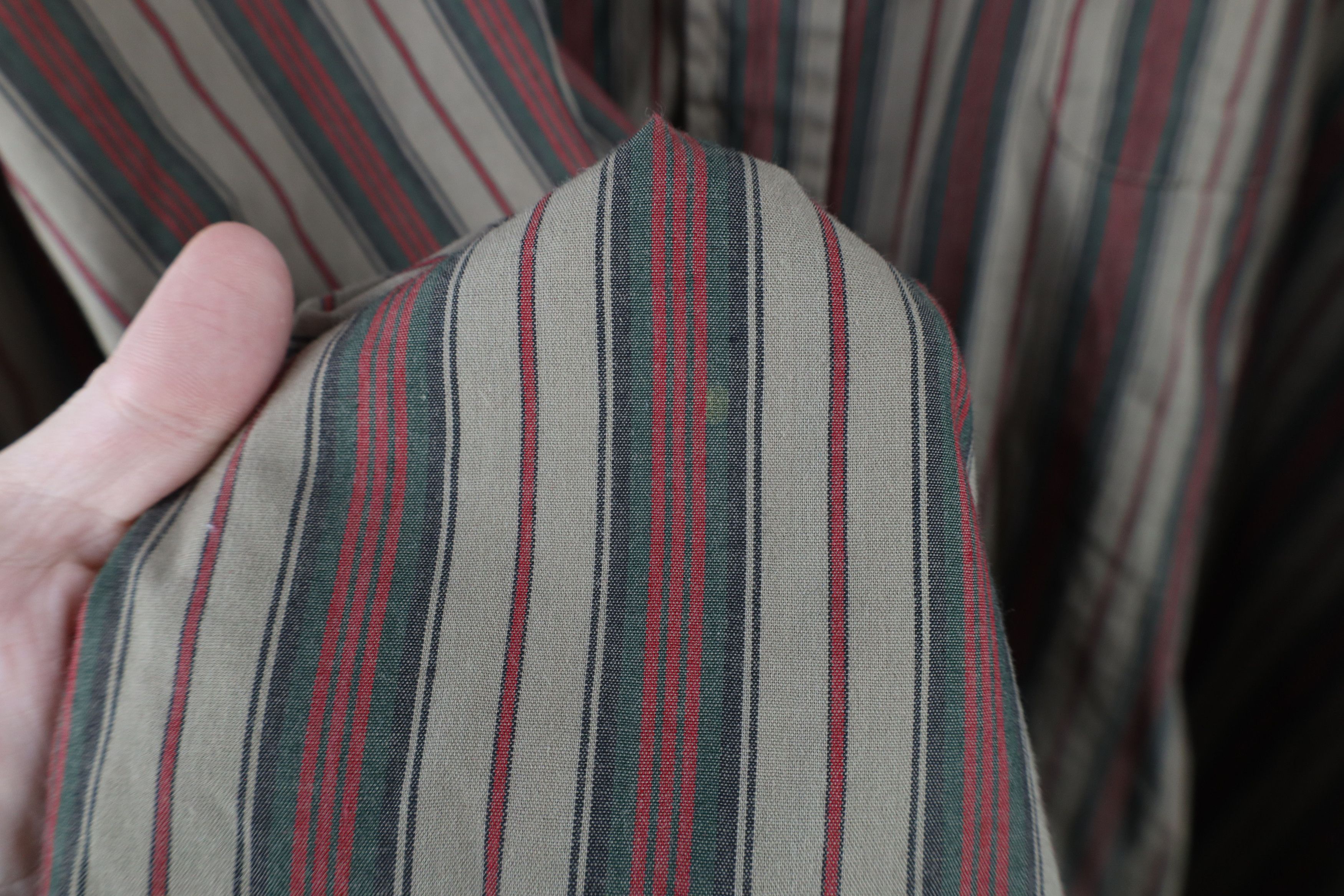 Vintage Vintage 90s Streetwear Block Collared Button Down Shirt Size US XL / EU 56 / 4 - 5 Thumbnail